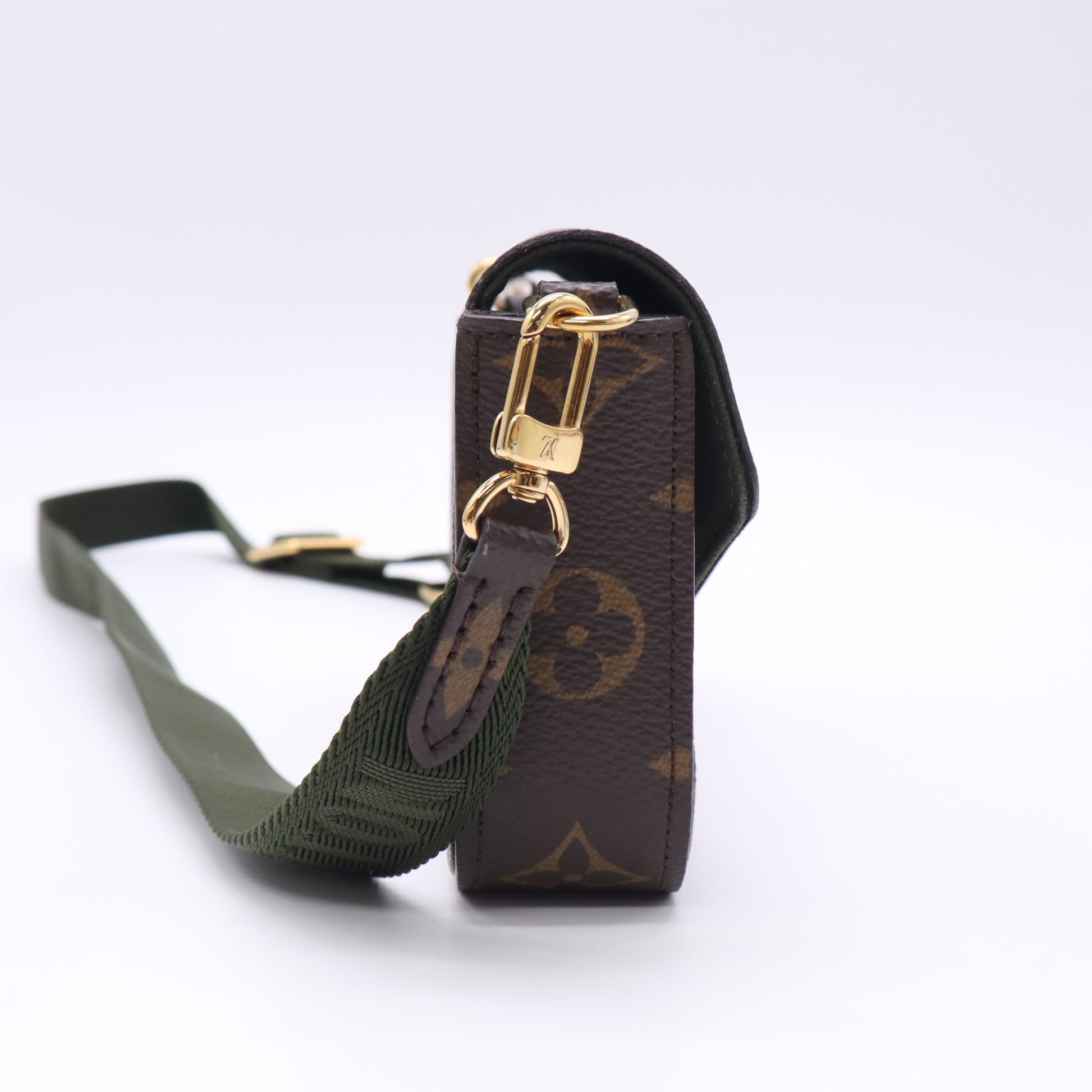 Louis Vuitton Monogram Félicie Strap & Go B23557