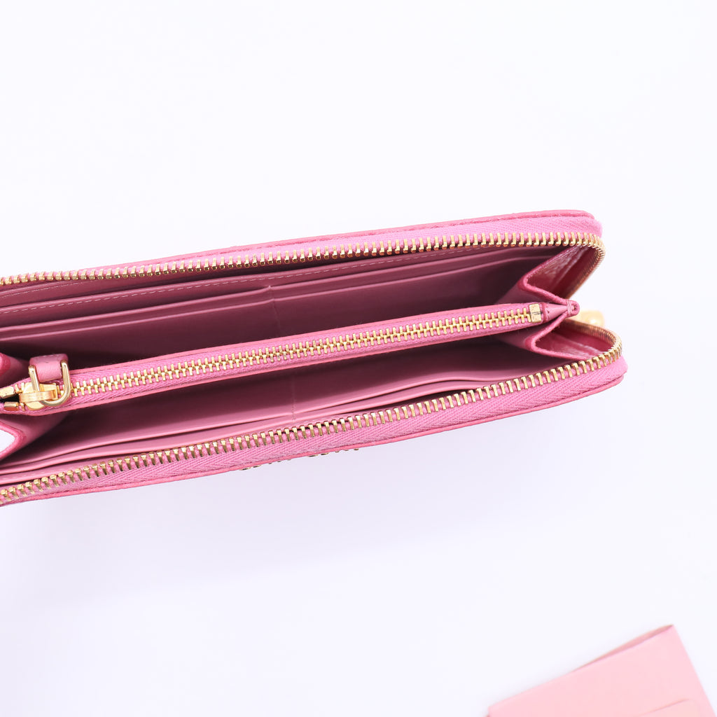 Miu Miu Goatskin Madras Zip Around Wallet Rosa twins W20704