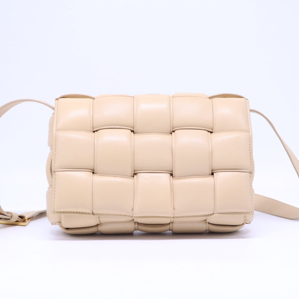 Intrecciato Padded Cassette B21015