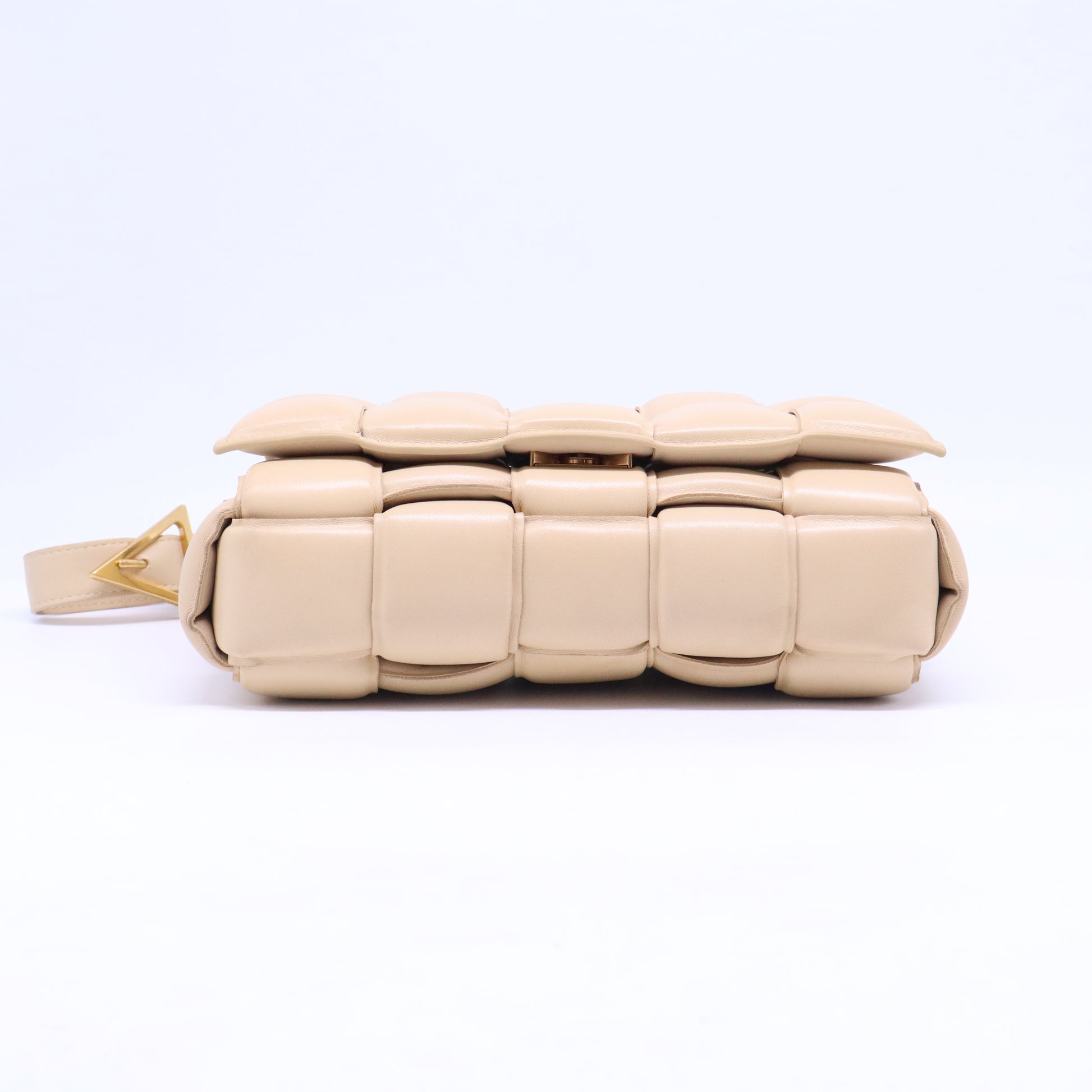 Intrecciato Padded Cassette B21015