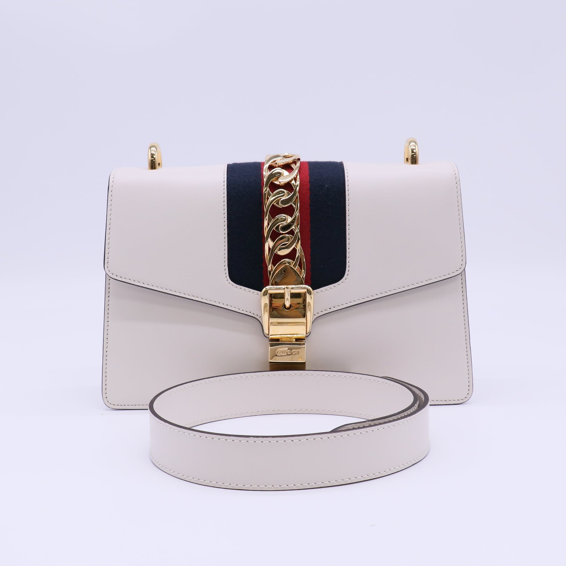 Gucci Sylvie Small Shoulder Bag B22603