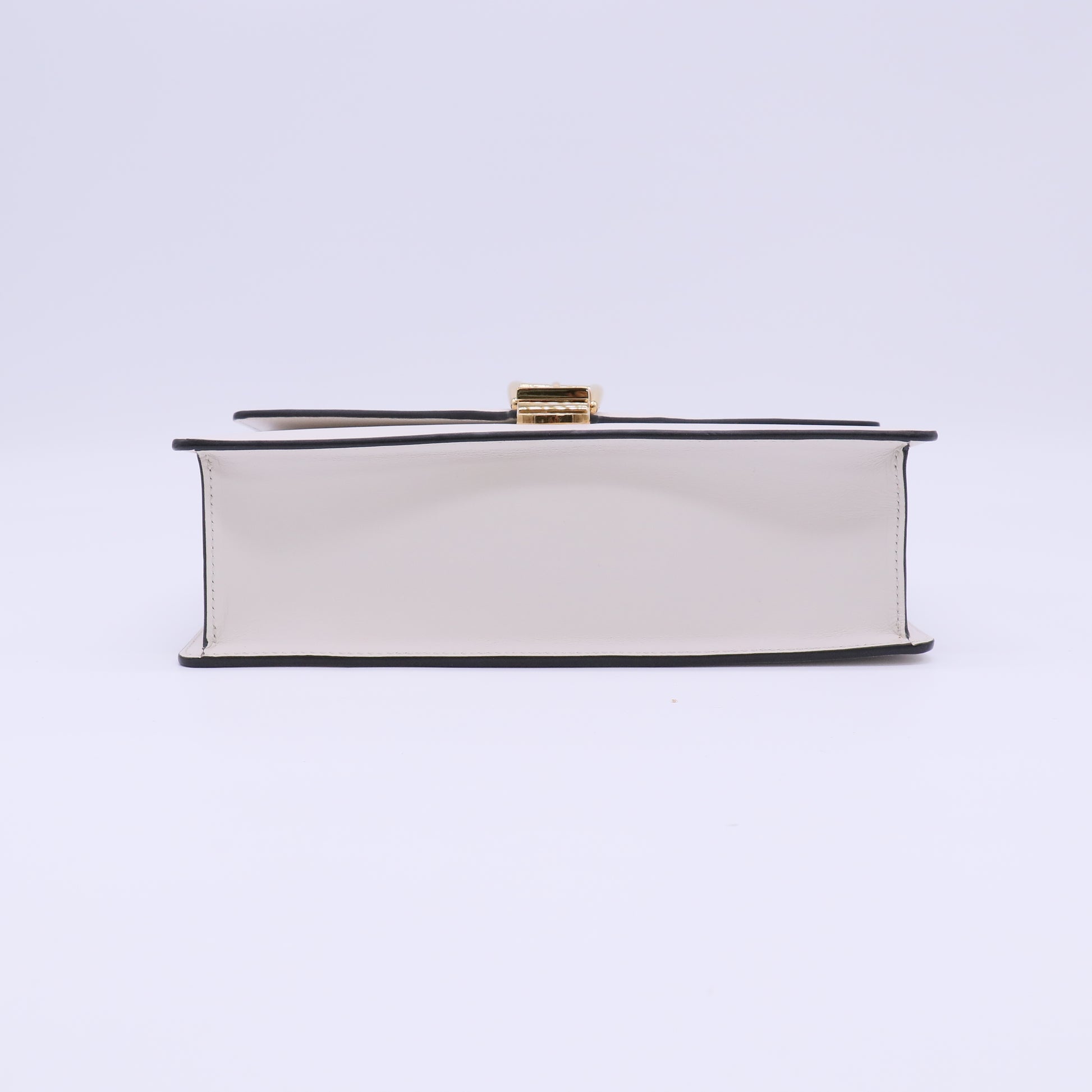 Gucci Sylvie Small Shoulder Bag B22603