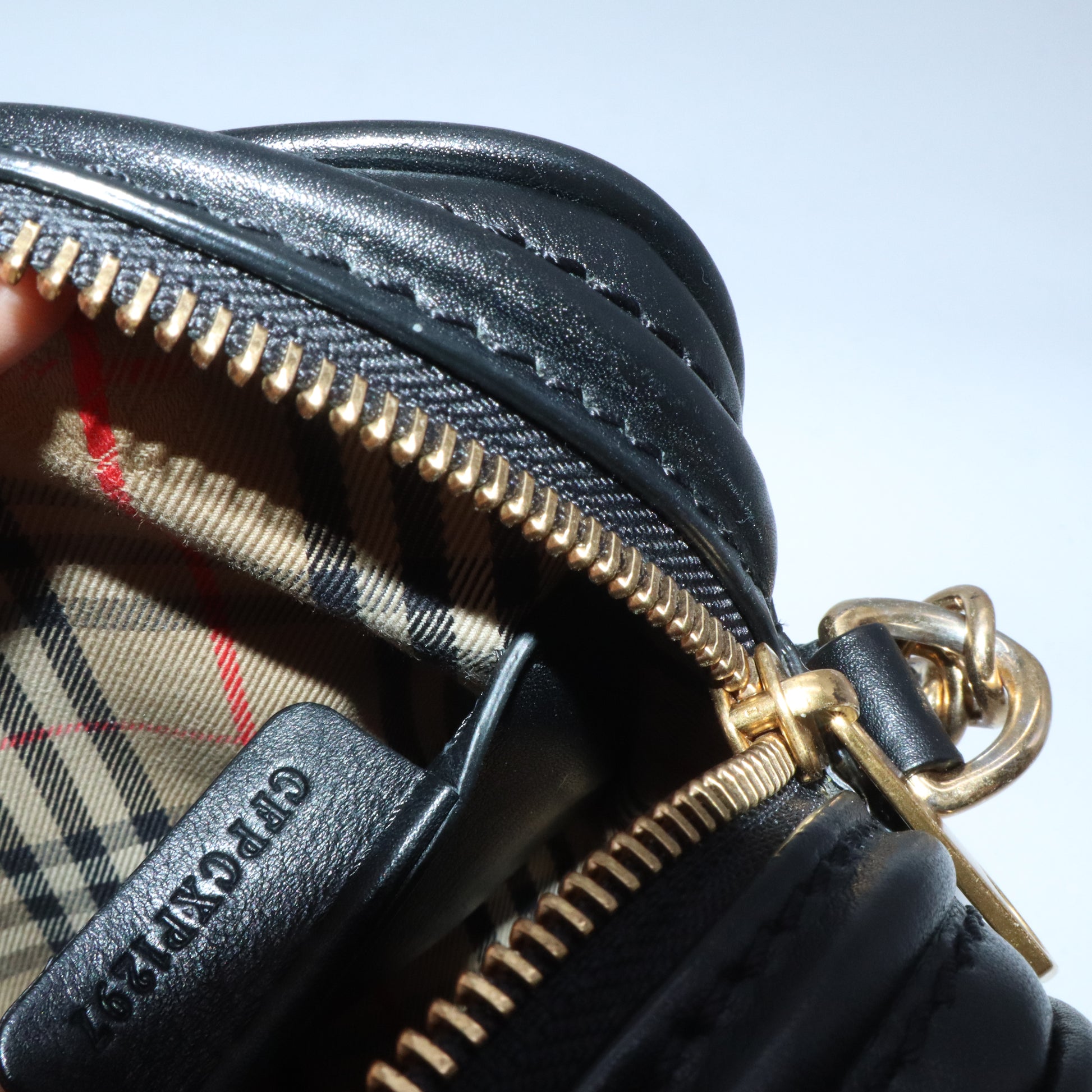 Link Chain Camera Bag Leather Small B21524