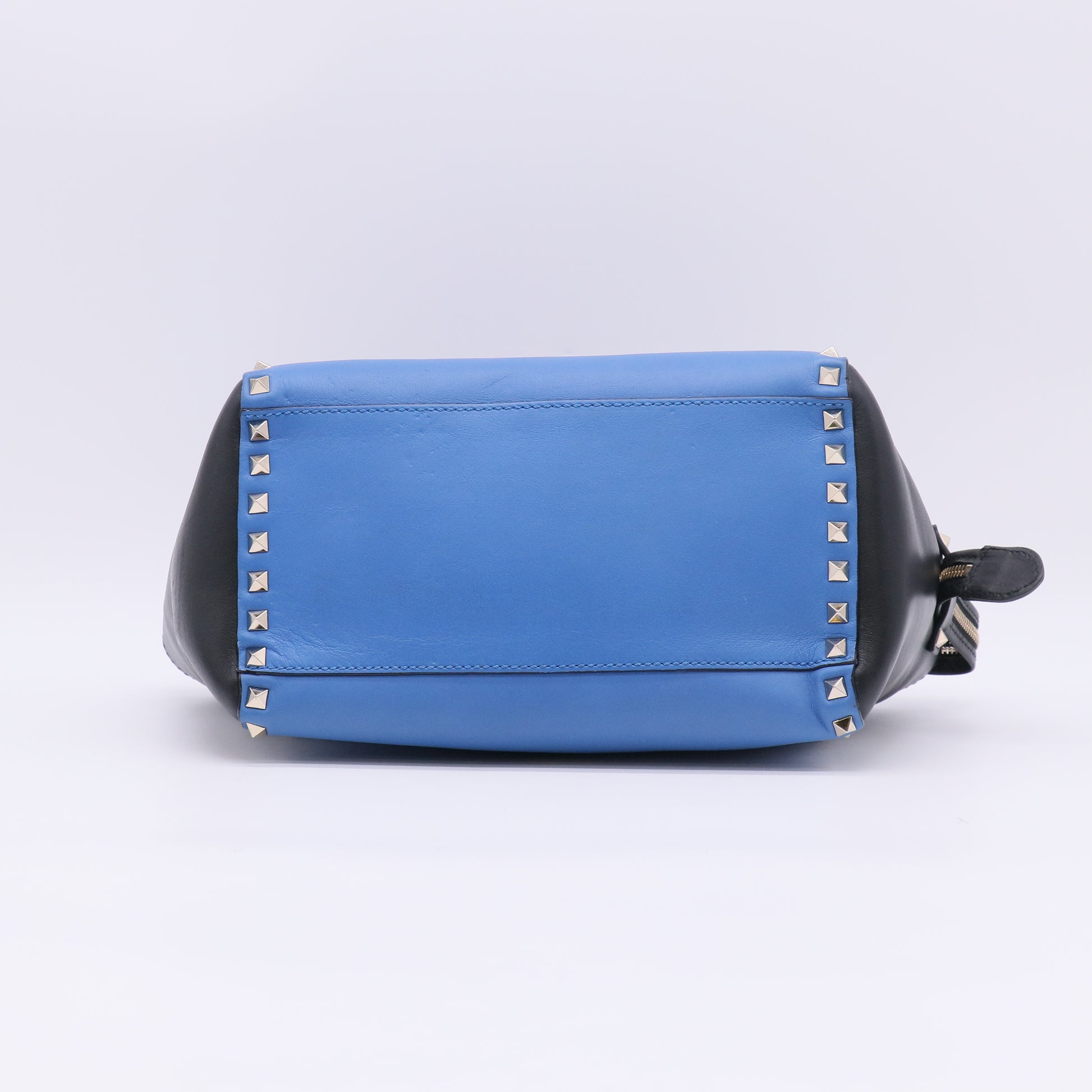 Valentino Garavani Bicolor Rockstud Double Handle Tote B23369