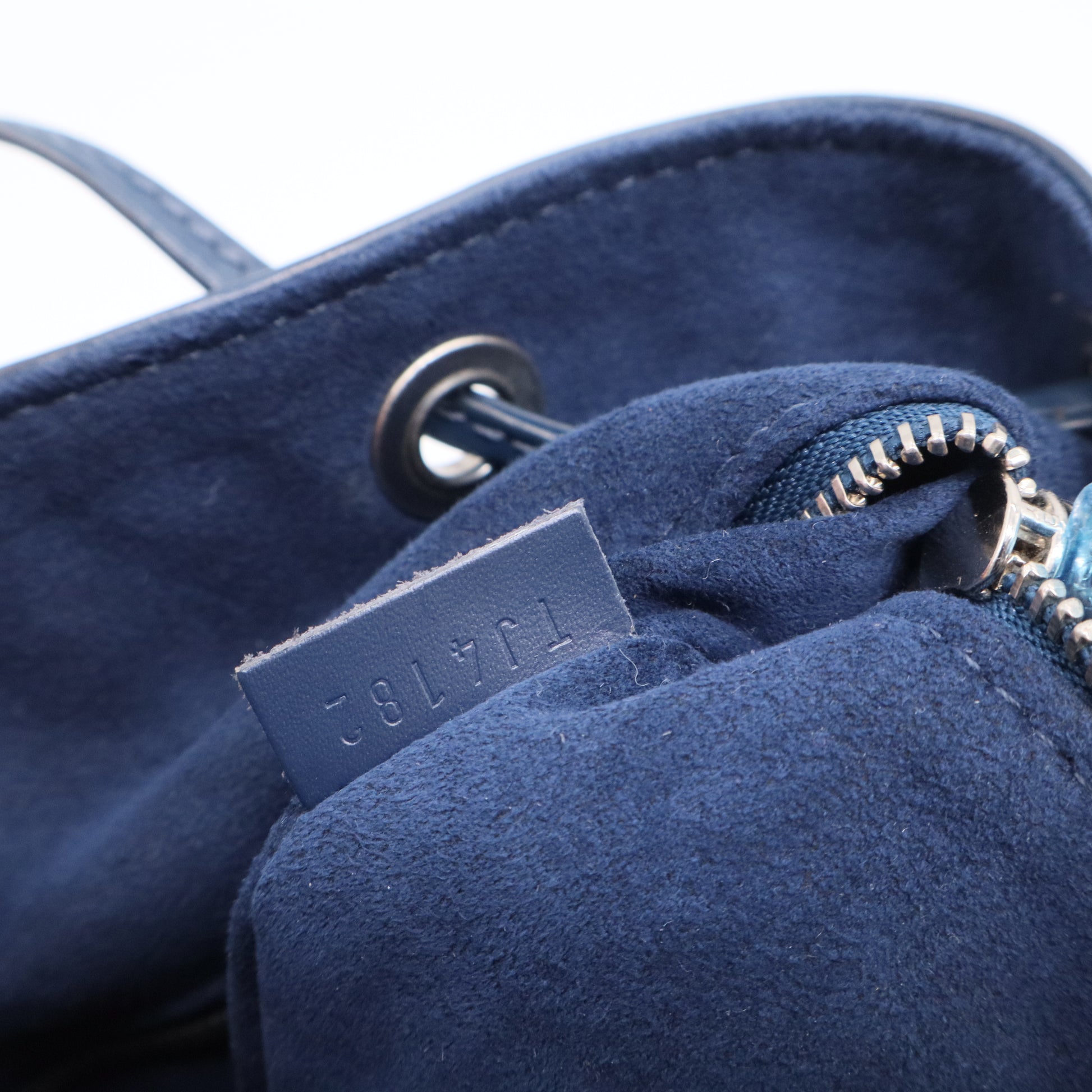 Louis Vuitton NéoNoé MM Epi Leather Drawstring Bucket Bag Blue twins