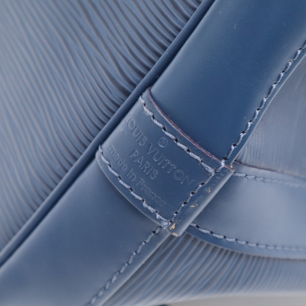 Louis Vuitton NéoNoé MM Epi Leather Drawstring Bucket Bag Blue twins