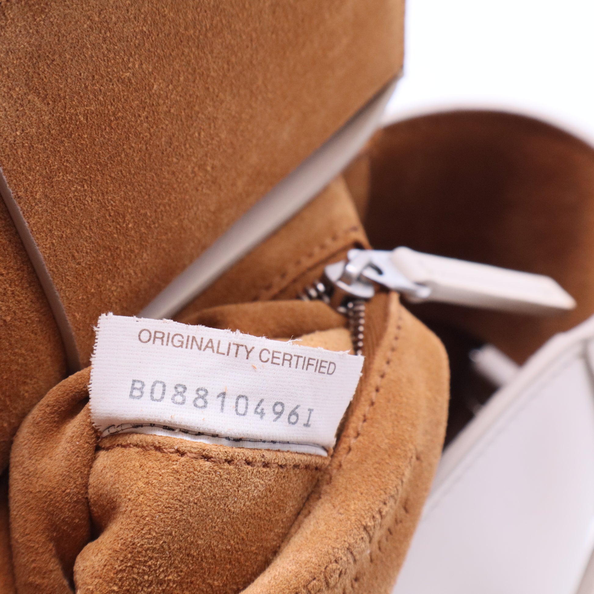 French Calfskin Maxi Intrecciato Arco Bianco B12366