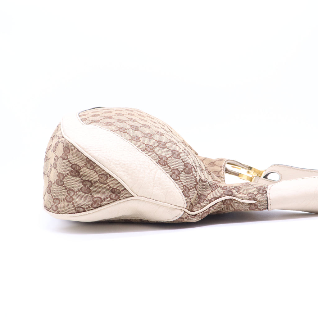 GG Canvas Charlotte Messenger Bag B20709