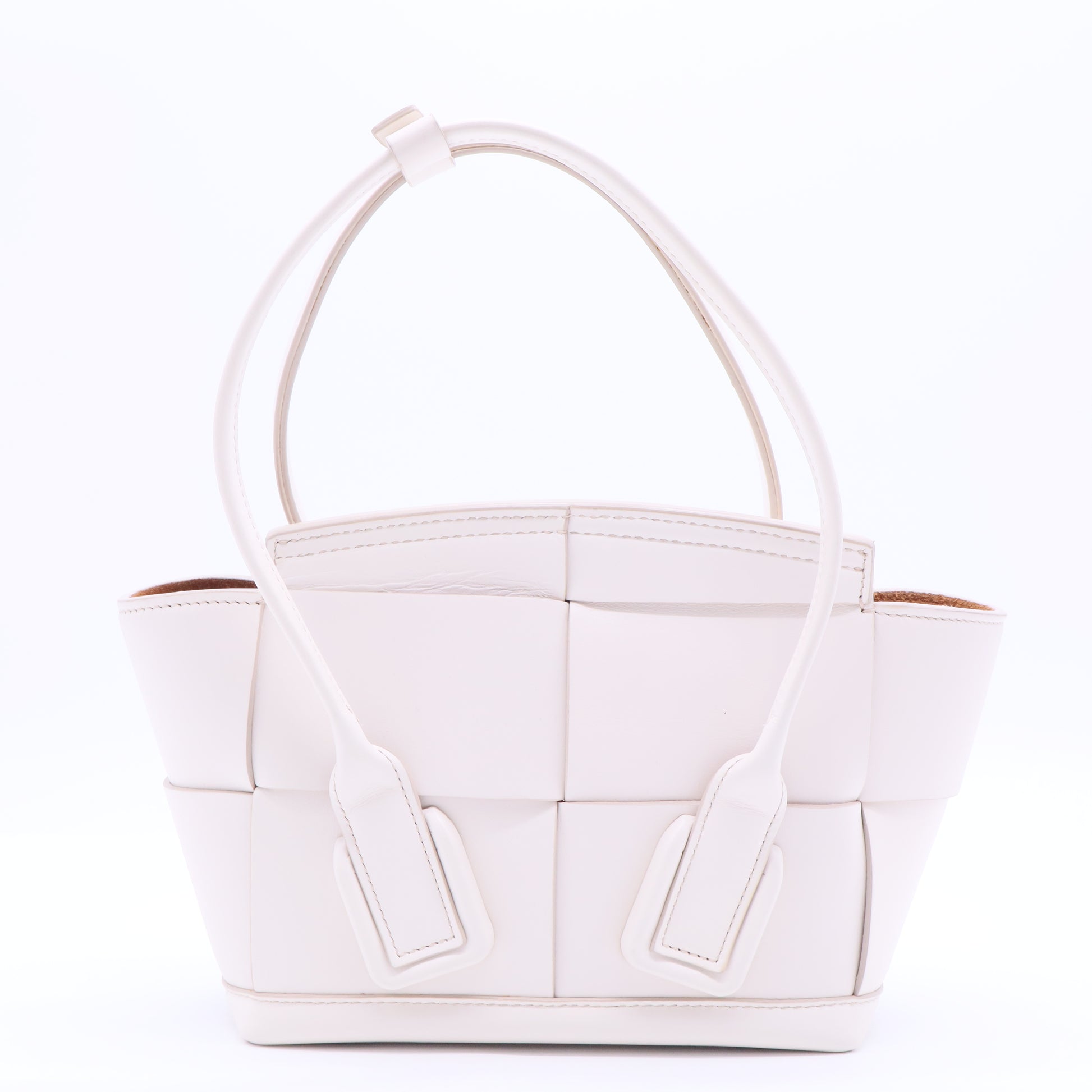 French Calfskin Maxi Intrecciato Arco Bianco B12366