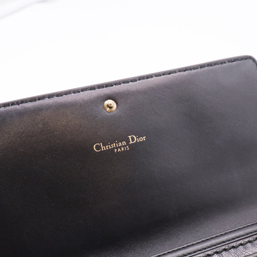 J'Adior Wallet on Chain Leather