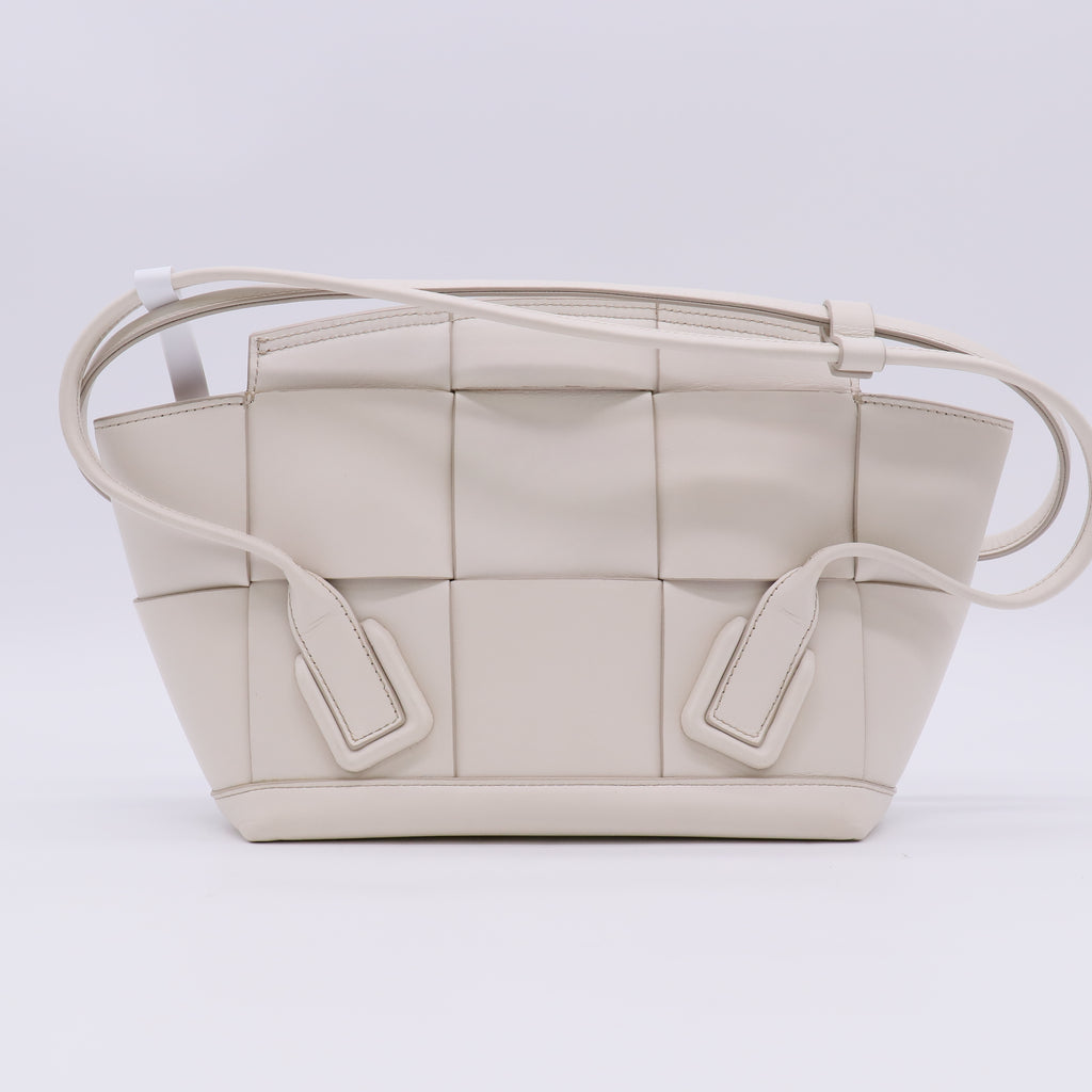 Bottega Veneta Mini Arco Tote Bag B23608
