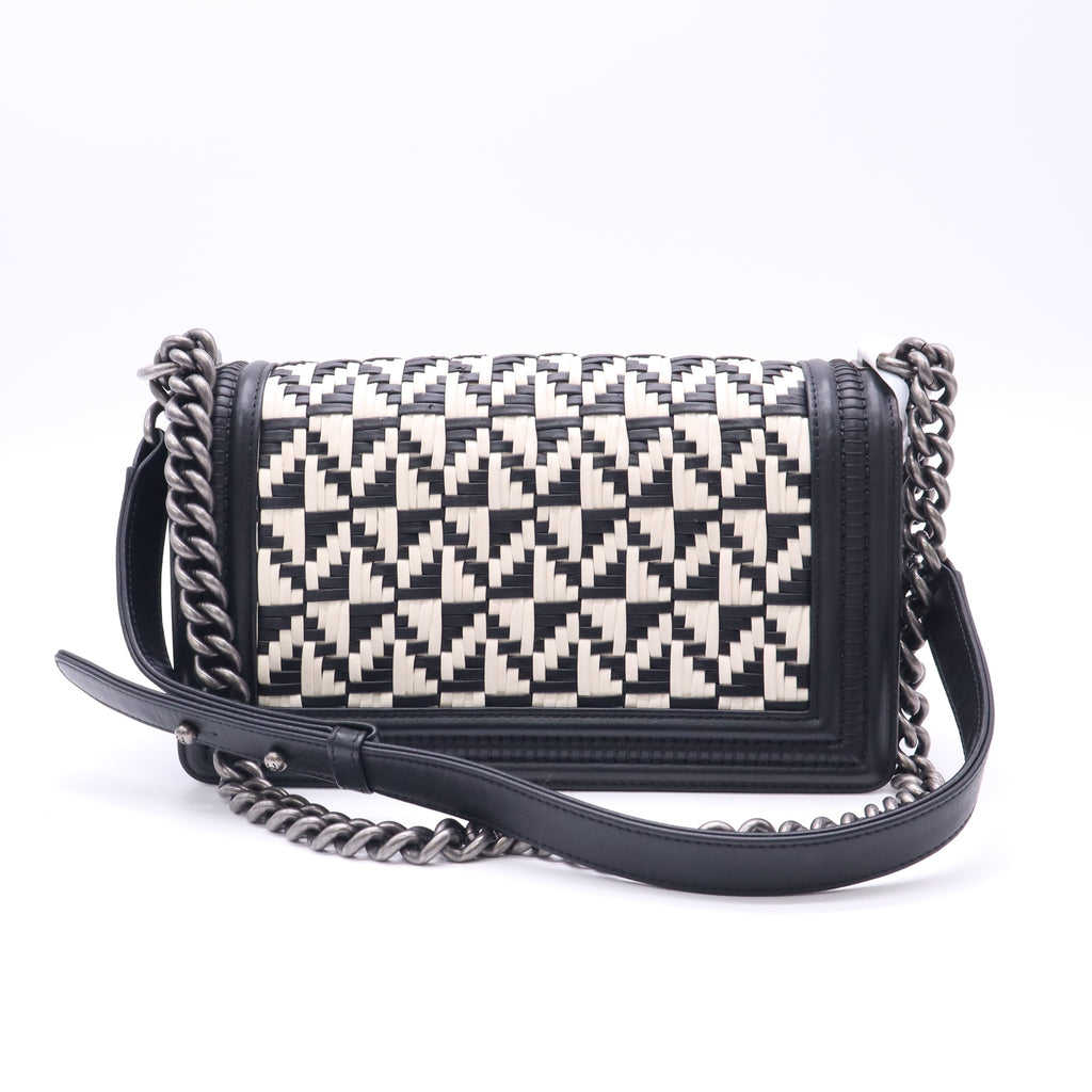Chanel Black/White Woven Leather Medium Boy Bag B23567