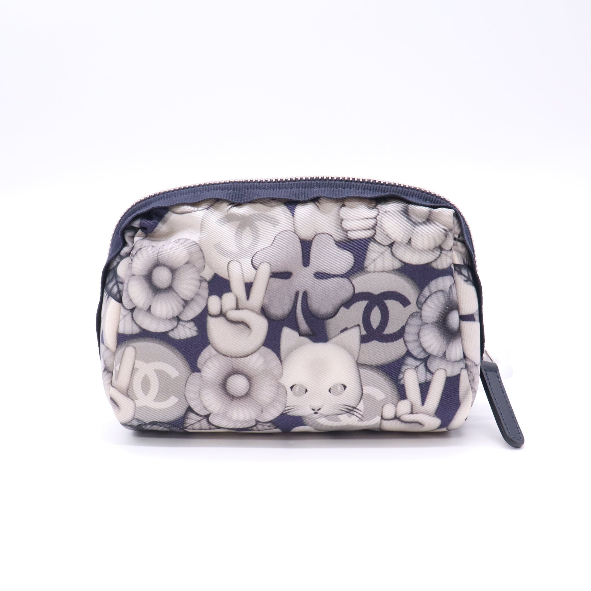 Chanel emoji small pouch B23731