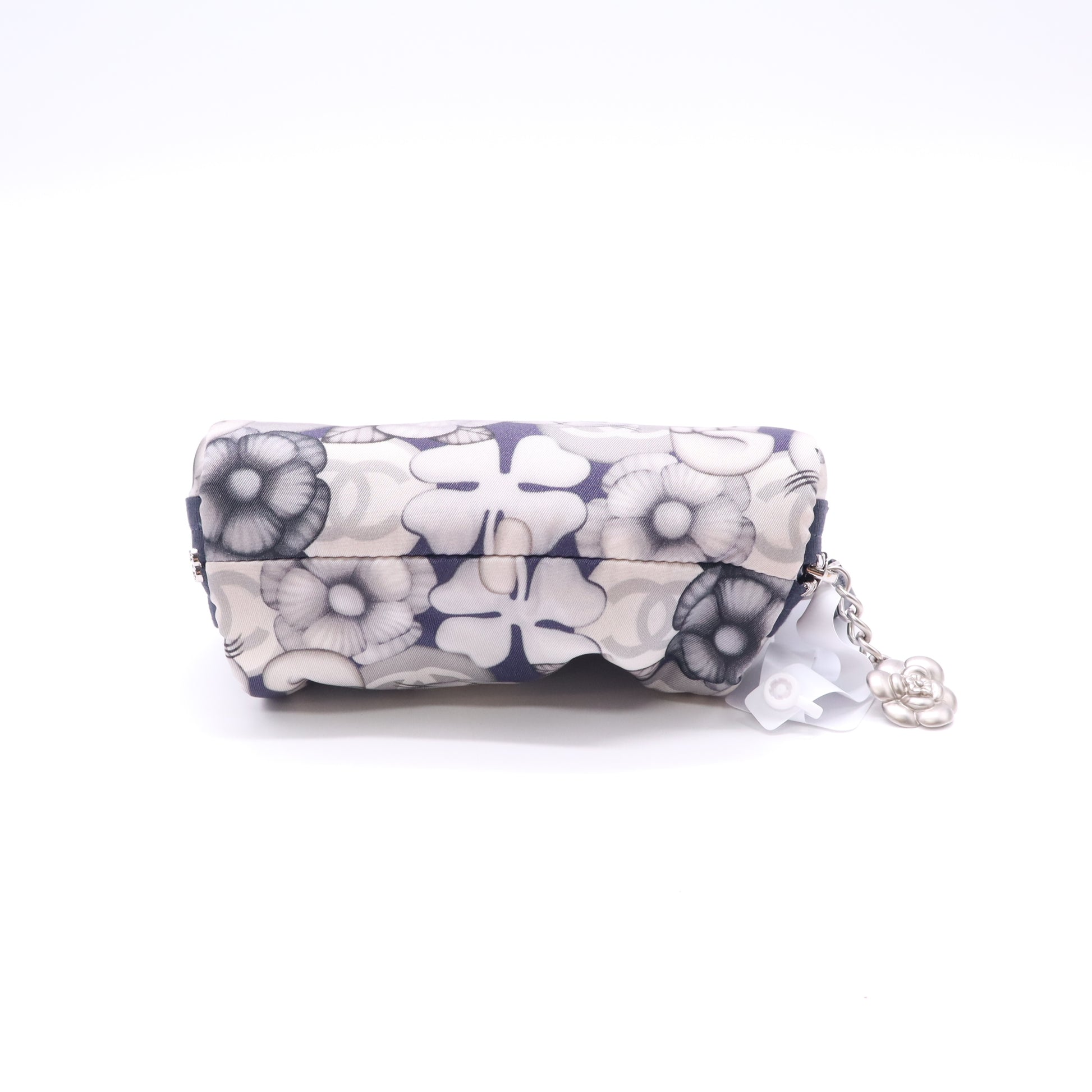 Chanel emoji small pouch B23731