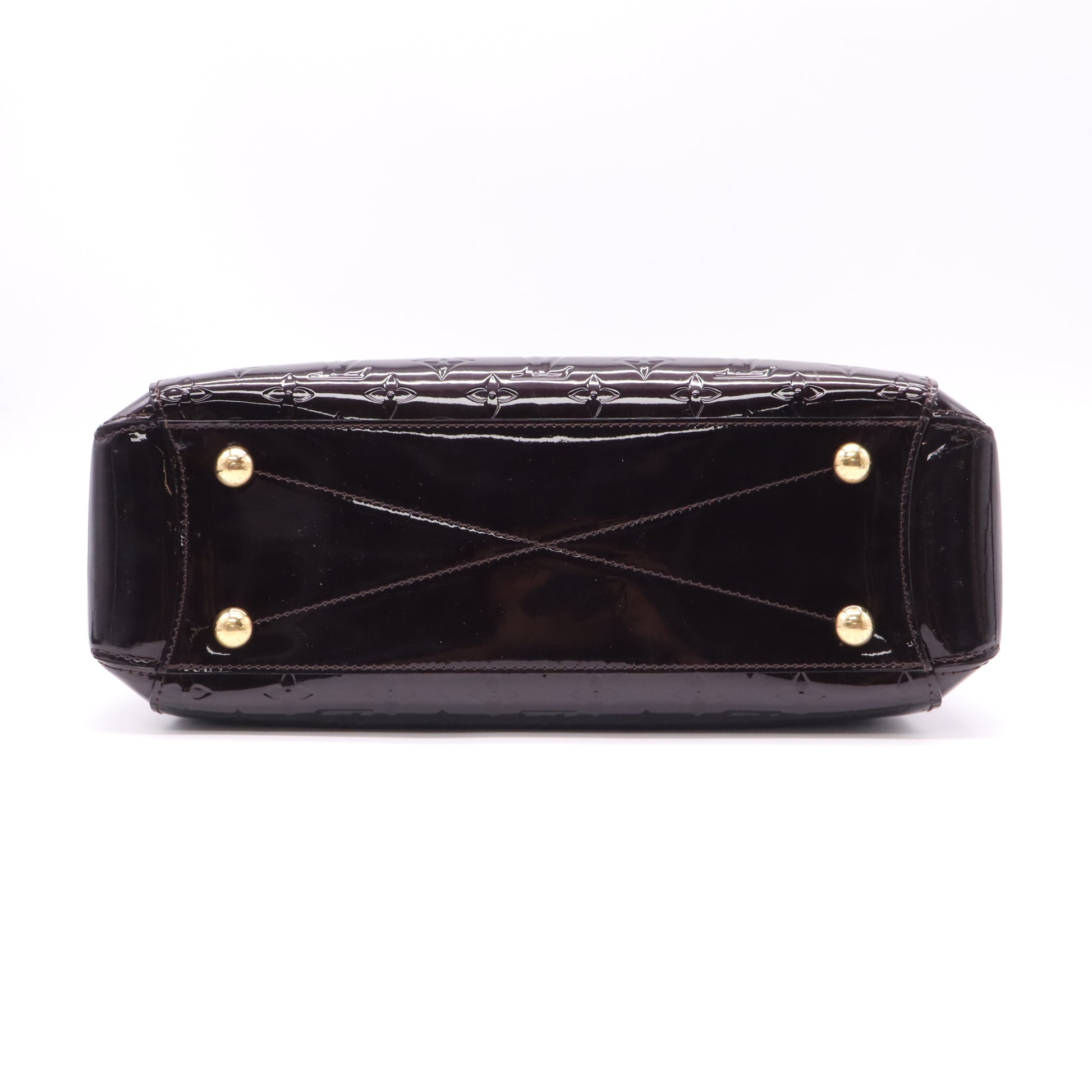 Louis Vuitton Montaigne MM Bag in Amarante Monogram Vernis B22558