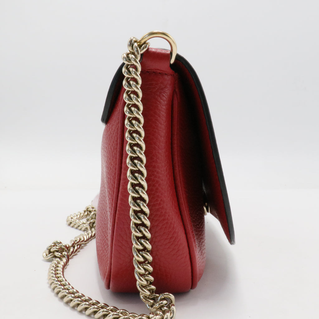 Pebbled Calfskin Medium Soho Flap Crossbody Vibrant Red
