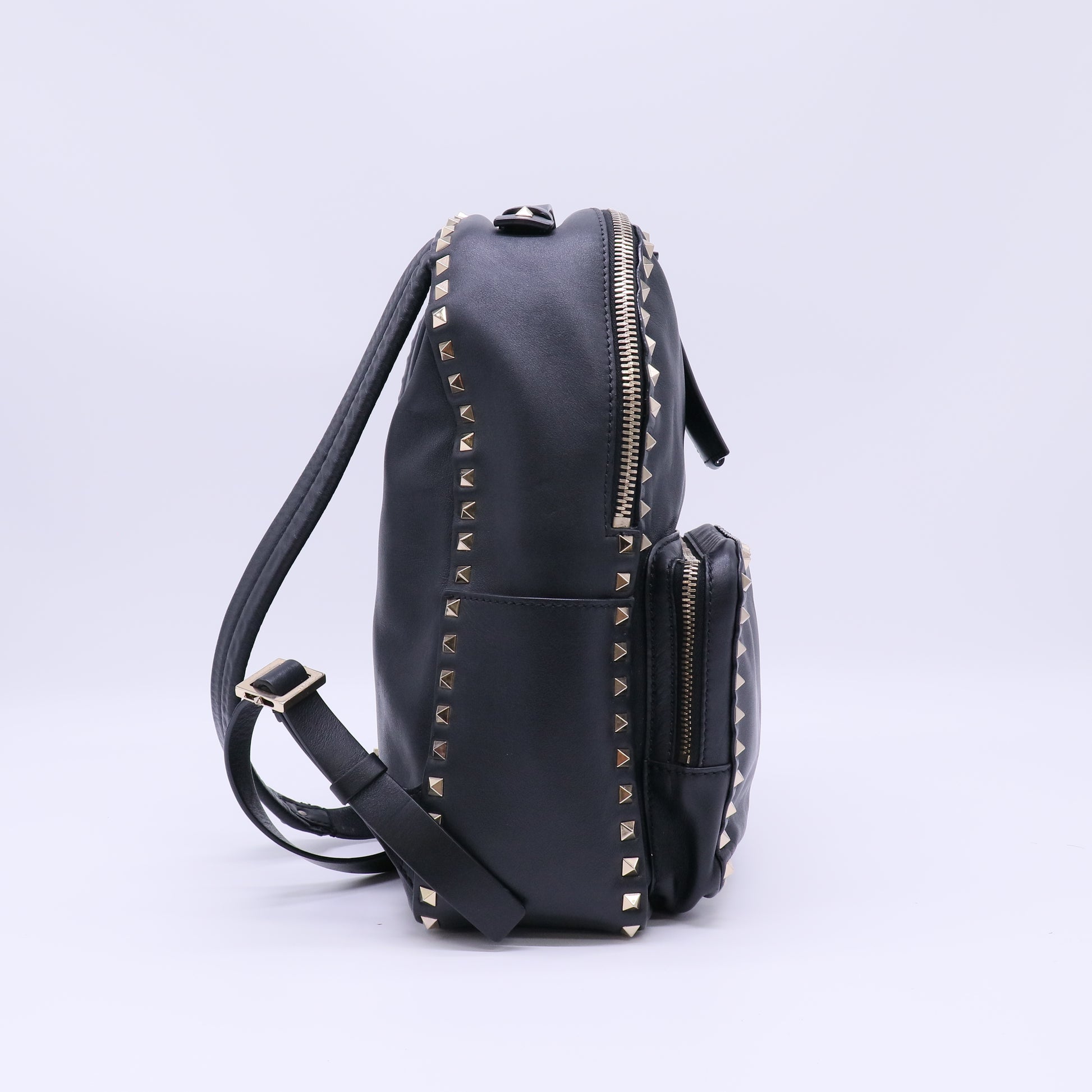Valentino Garavani Smooth Leather Rockstud Backpack Black twins B22451