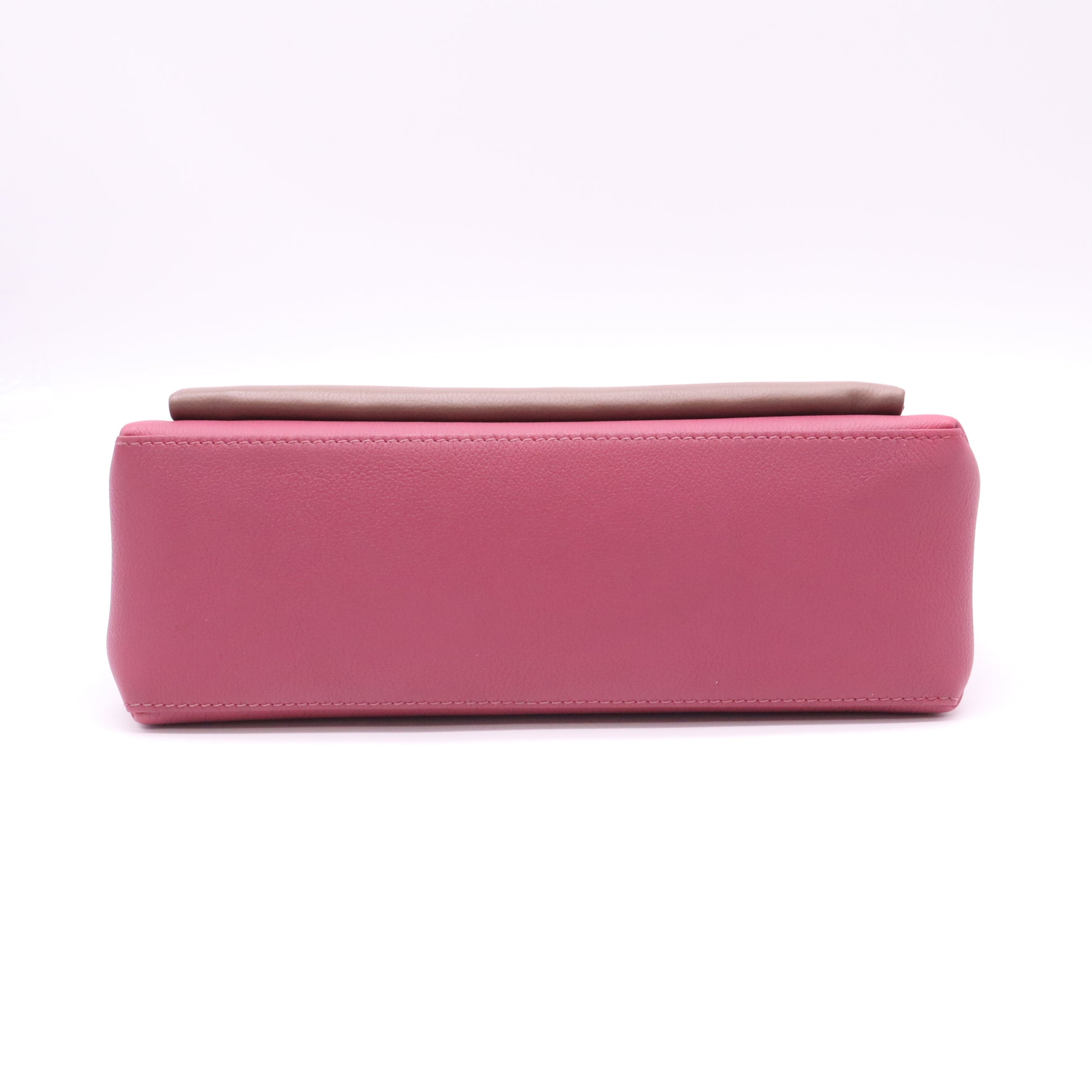 Louis Vuitton MyLockme Satchel Bag B22669
