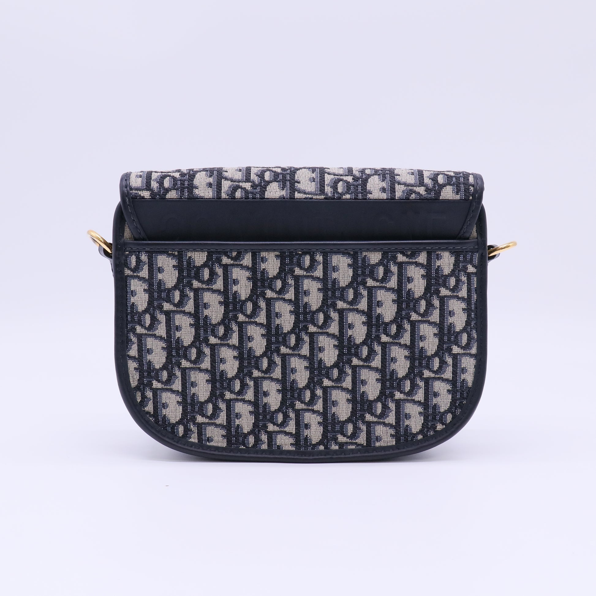 Oblique Medium Bobby Flap Blue B22637
