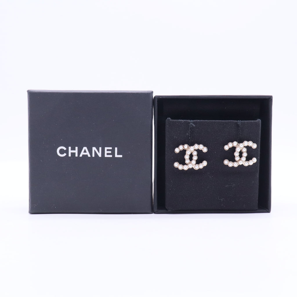 CC Faux Pearl Gold Tone Stud Earrings