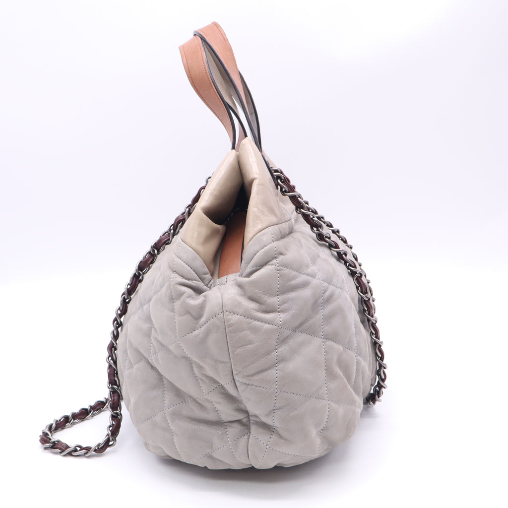 Chanel Ecru Quilted Iridescent Calfskin Leather In-the-Mix Large Tote Bag twins B23266