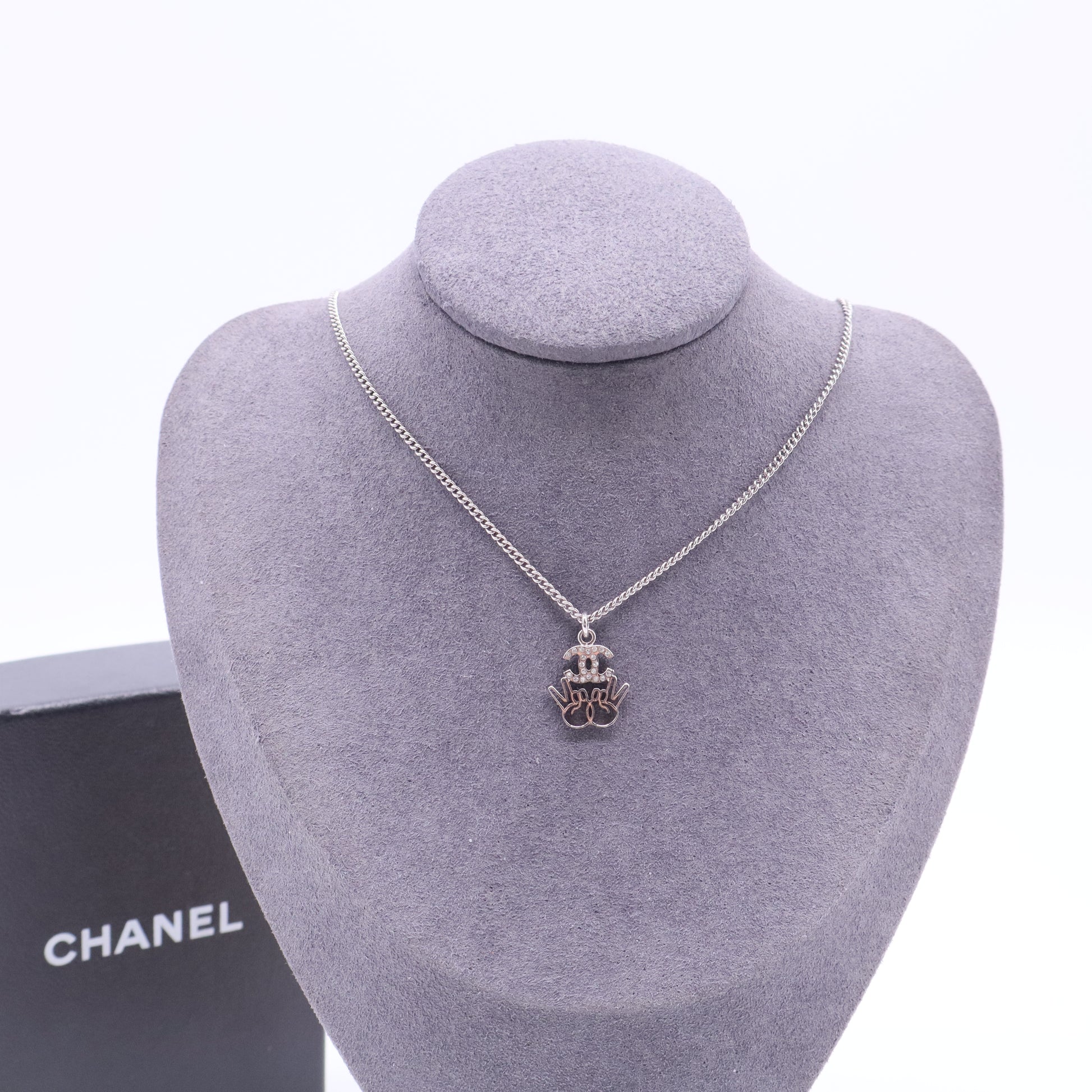 CC Double Peace Emoji Pendant Necklace Metal with Crystals-W20031