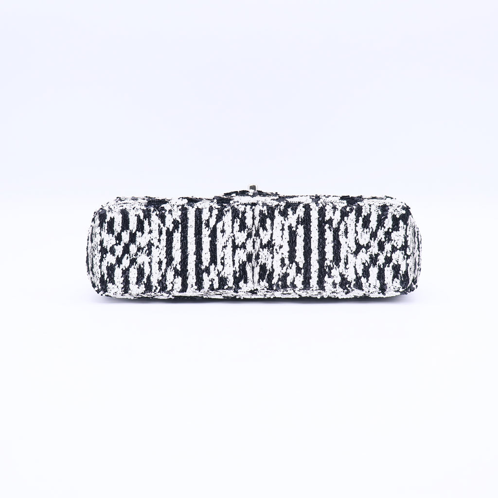 Chanel 24S Black/White Sequins CC Single Flap Bag Spring-Summer 2024 Collection twins LDJ3774