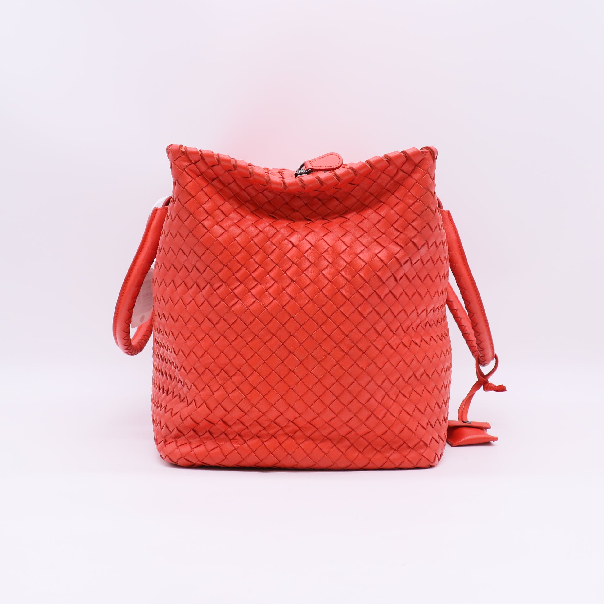 Bottega Veneta Intrecciato Nappa Medium Cabat Tote Bag B23656