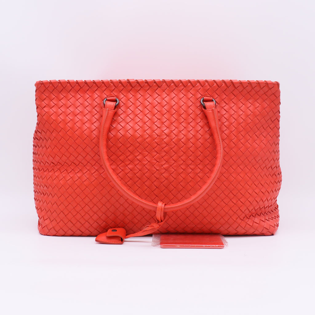 Bottega Veneta Intrecciato Nappa Medium Cabat Tote Bag B23656