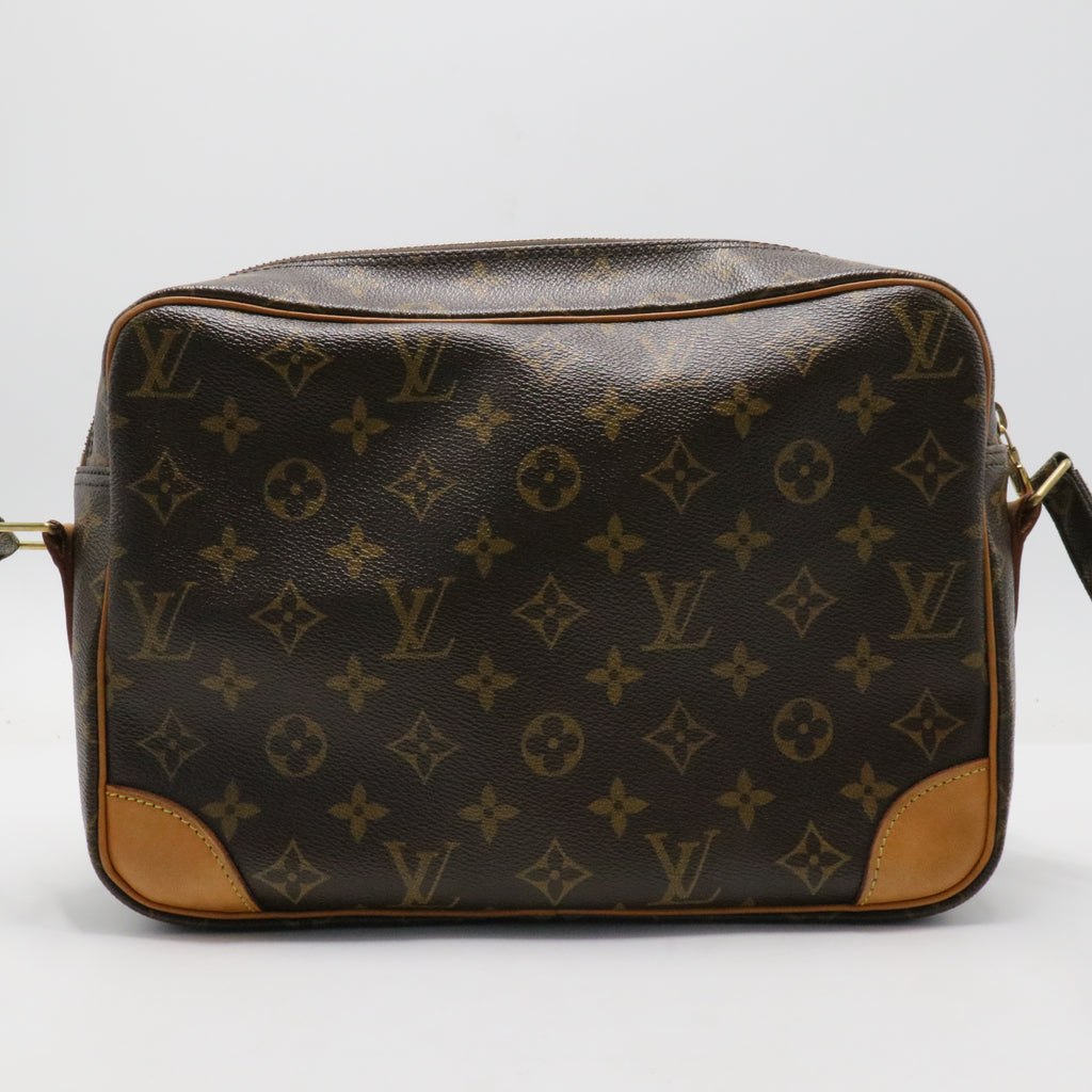 Monogram 28 Canvas Nil Shoulder Bag Twins