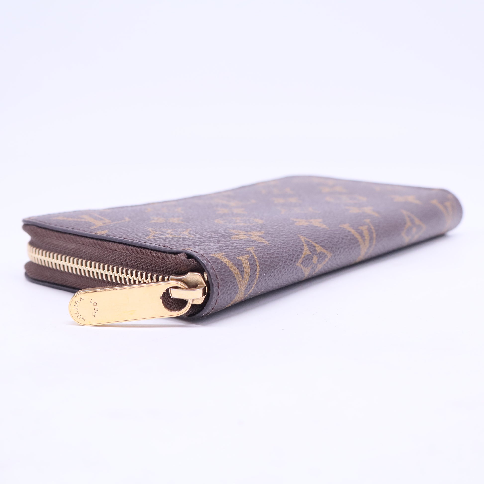 Zippy Wallet Monogram Canvas W20463
