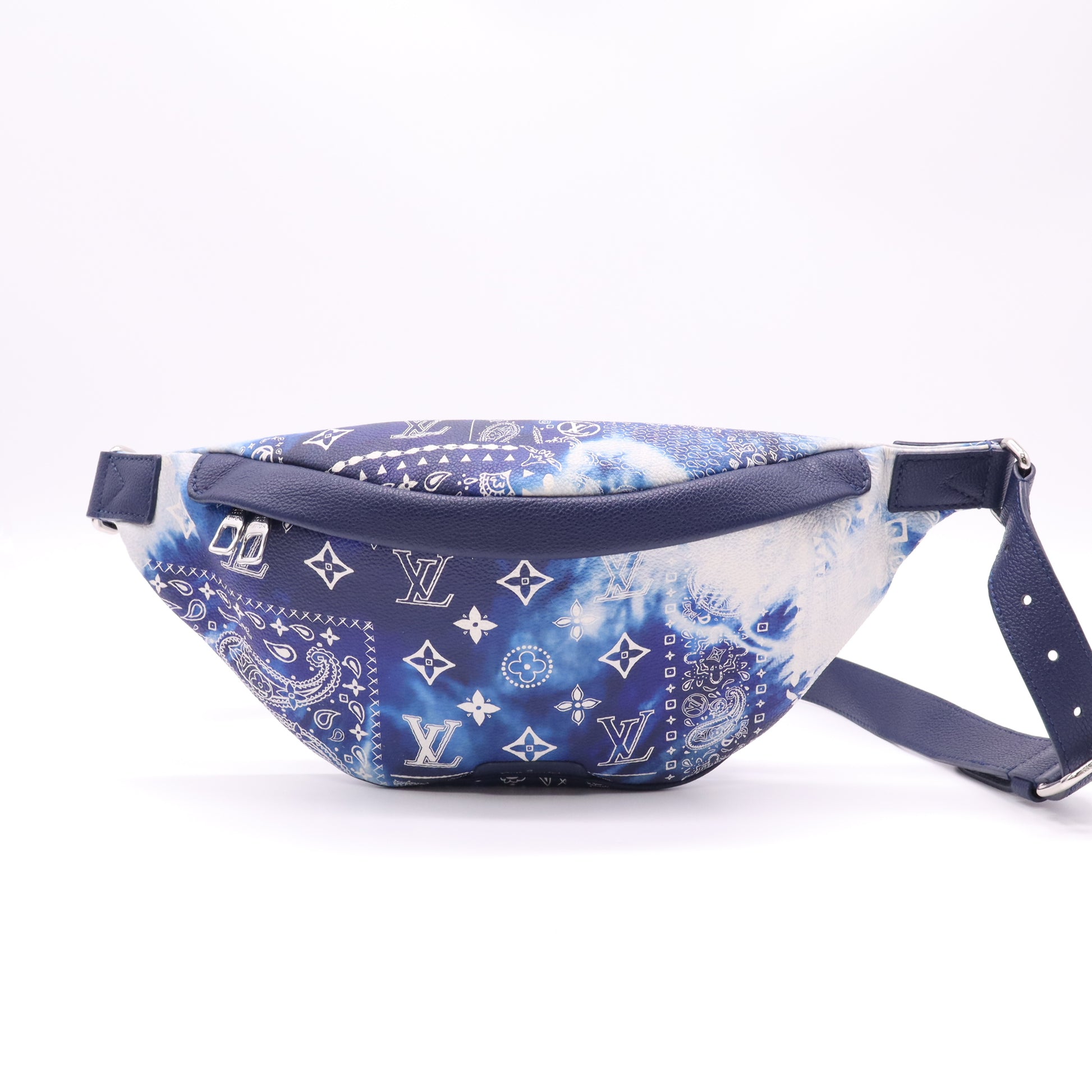 Louis Vuitton Discovery Bumbag PM in the Blue Monogram Bandana colorway