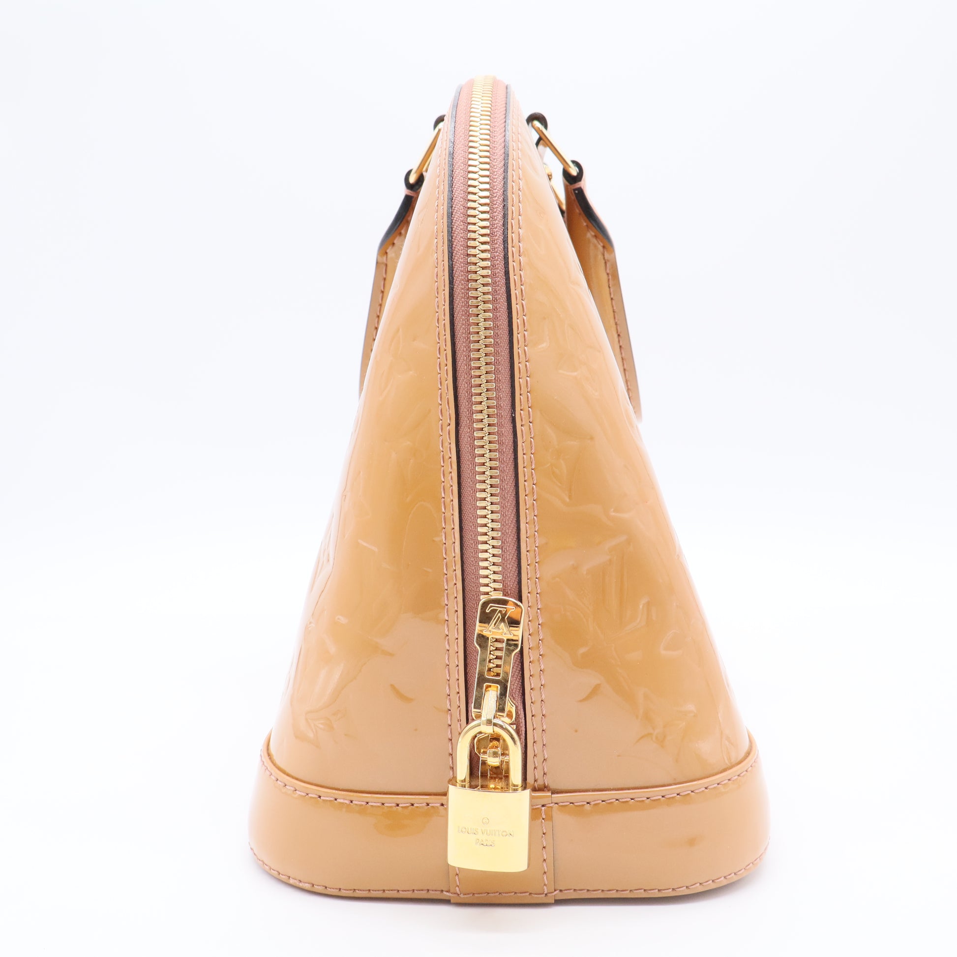 Monogram Vernis Alma PM