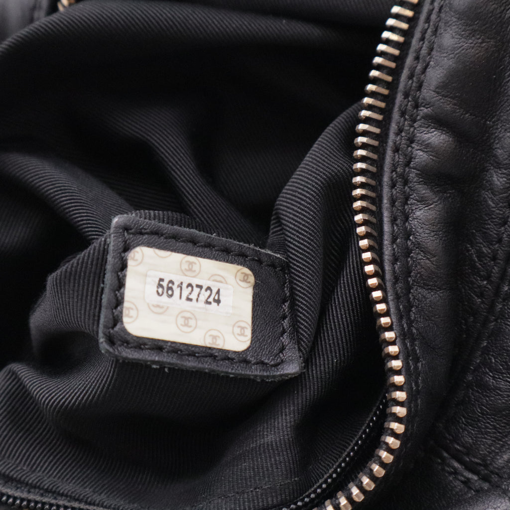 Vintage Black Lambskin CC Tortoise Handle Hobo