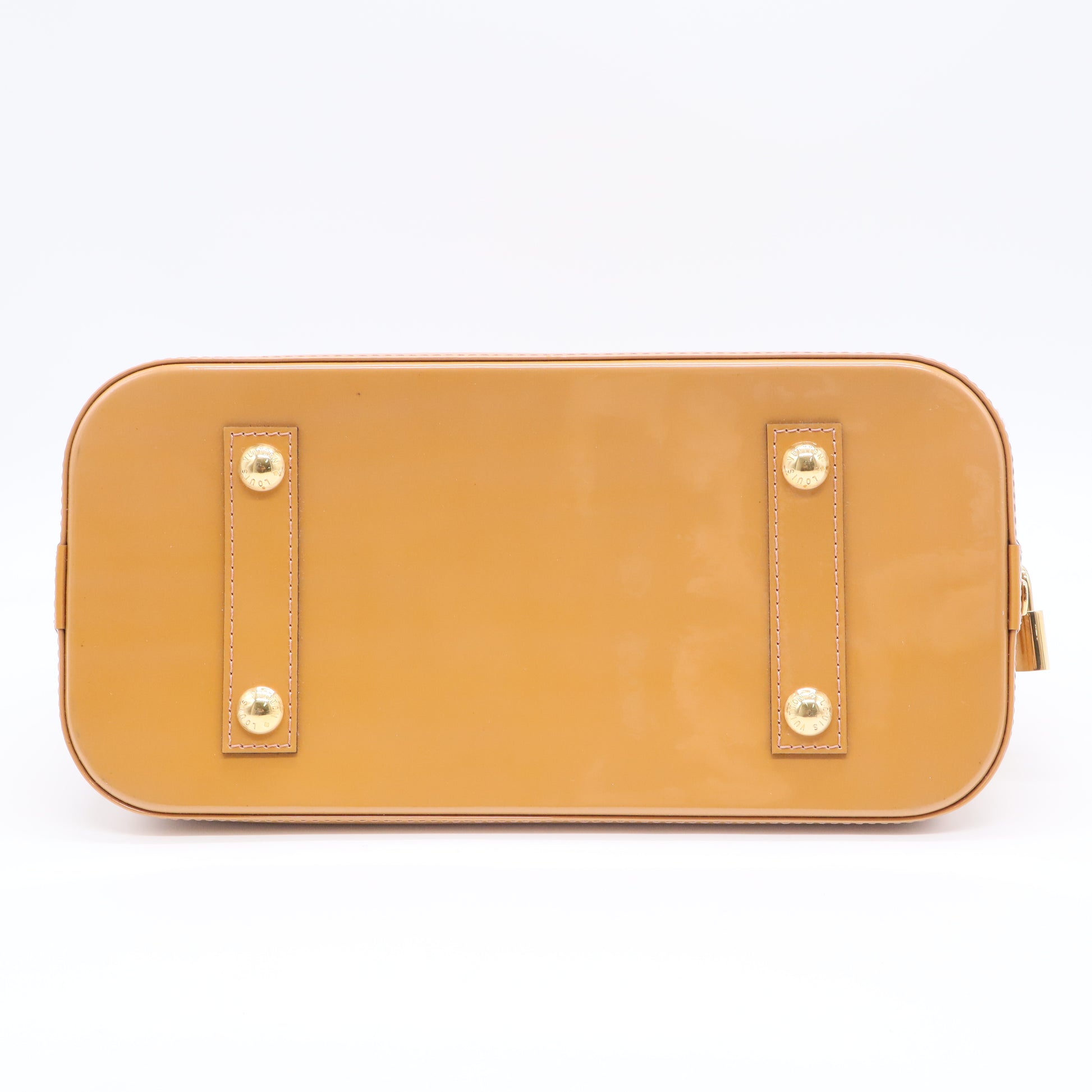 Monogram Vernis Alma PM