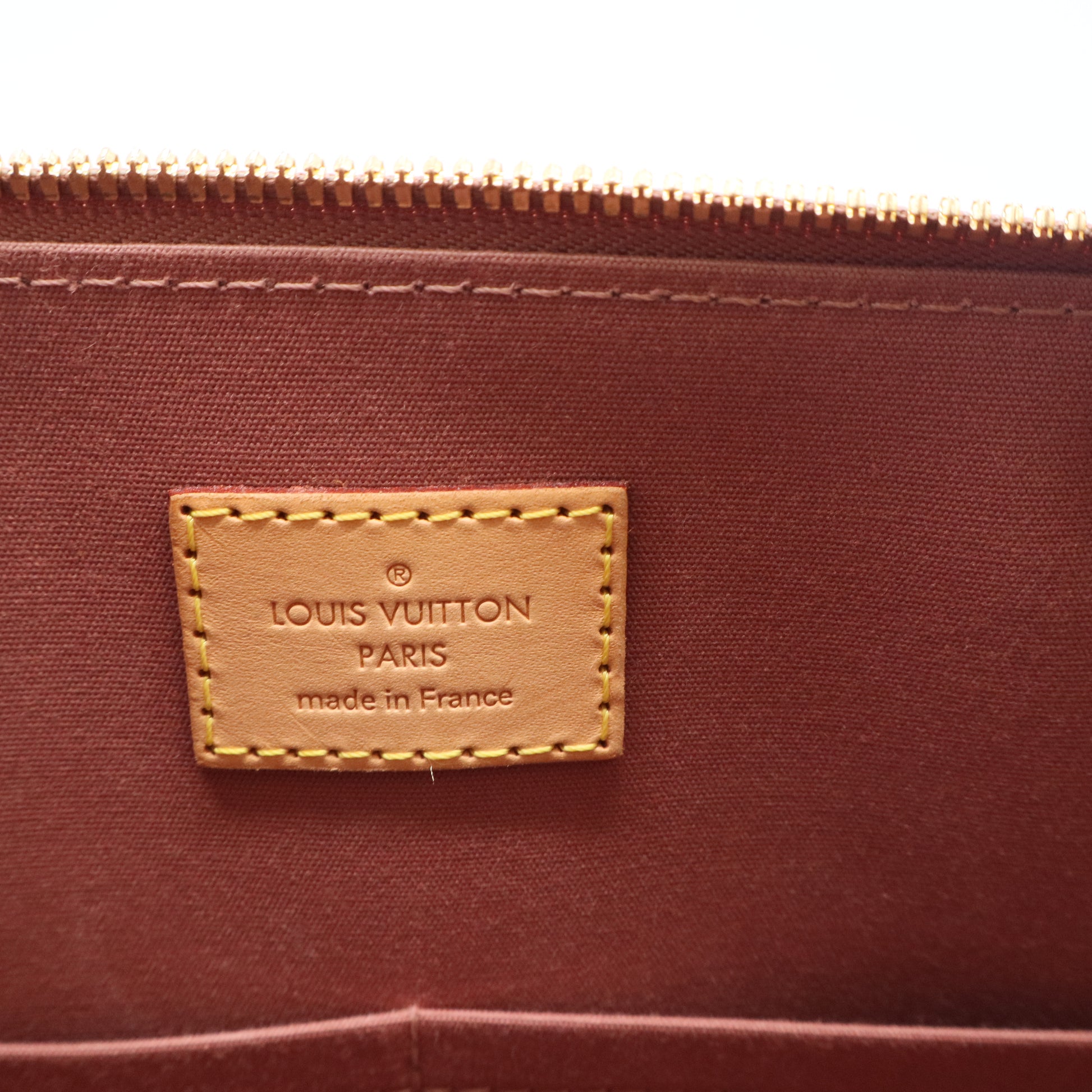 Monogram Vernis Alma PM