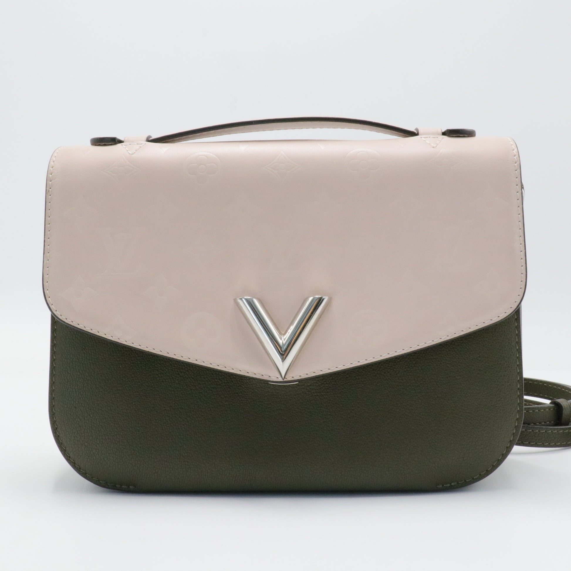 Calfskin Very Messenger Kaki