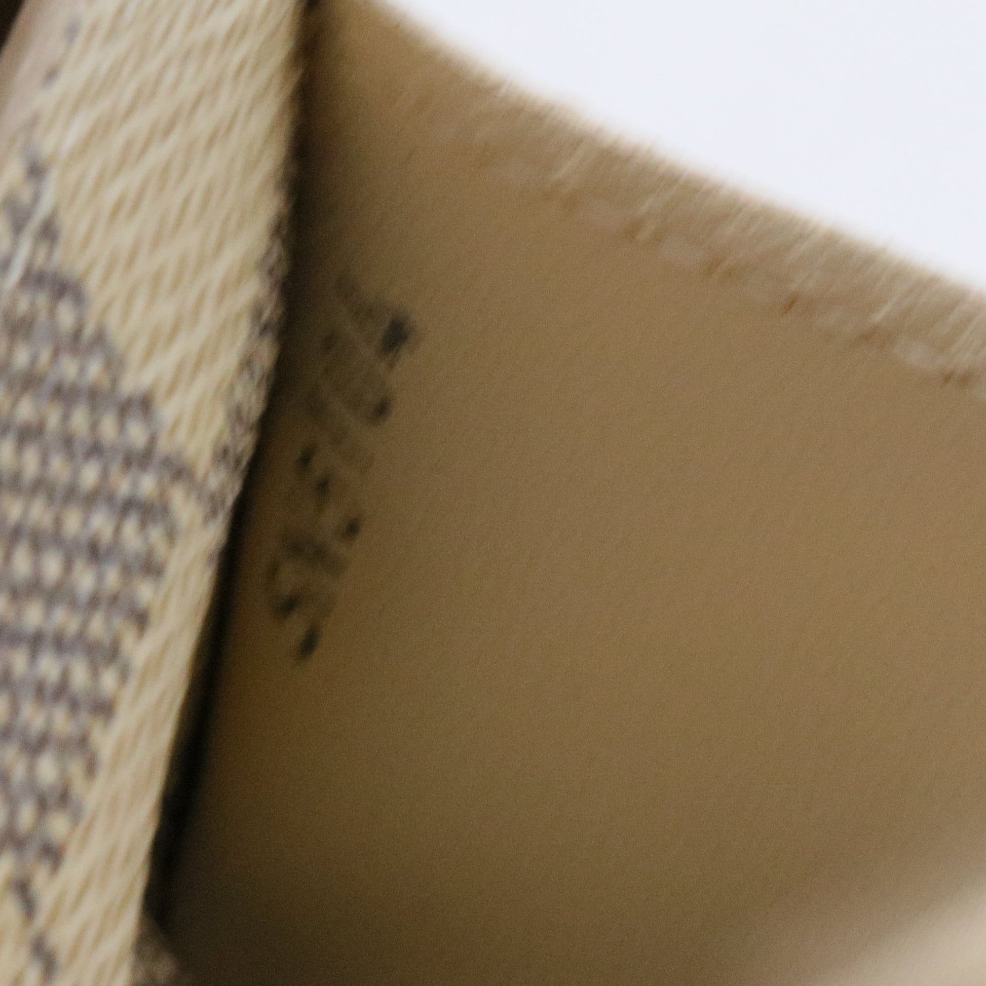 Damier Azur Sarah Wallet NM