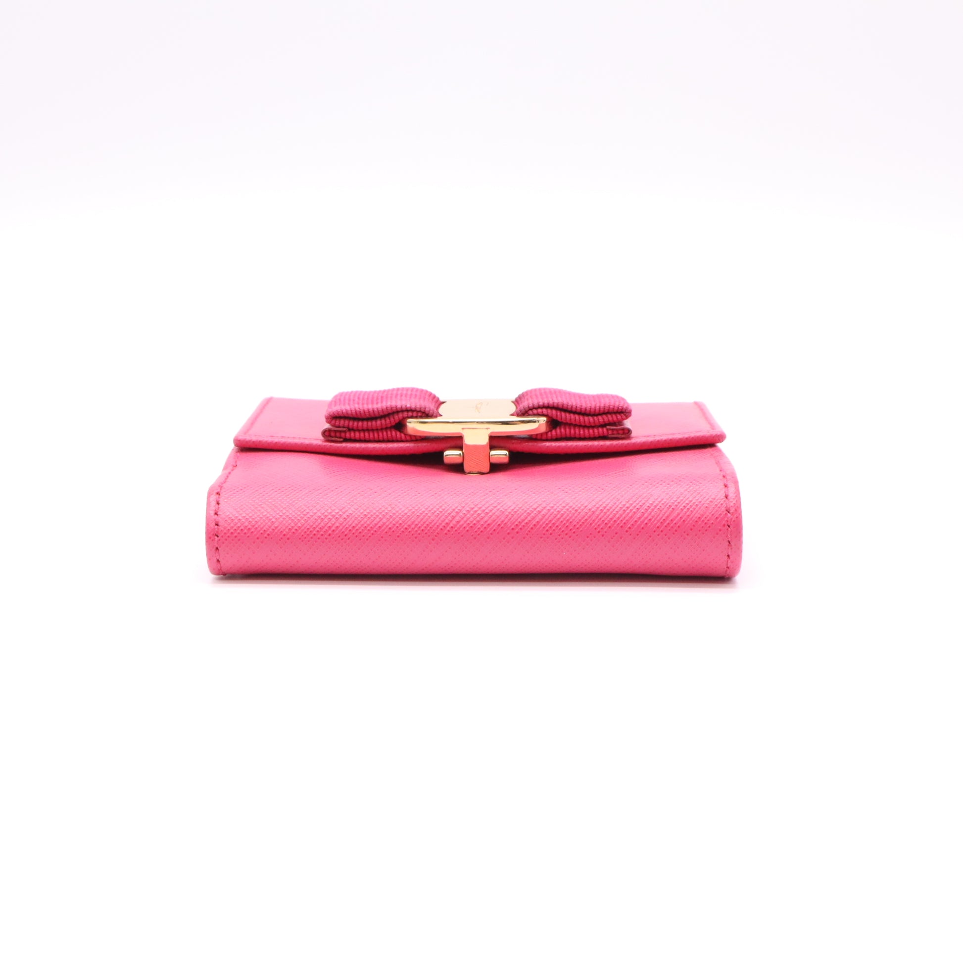 Ferragamo Vara Bow Compact Wallet W22231