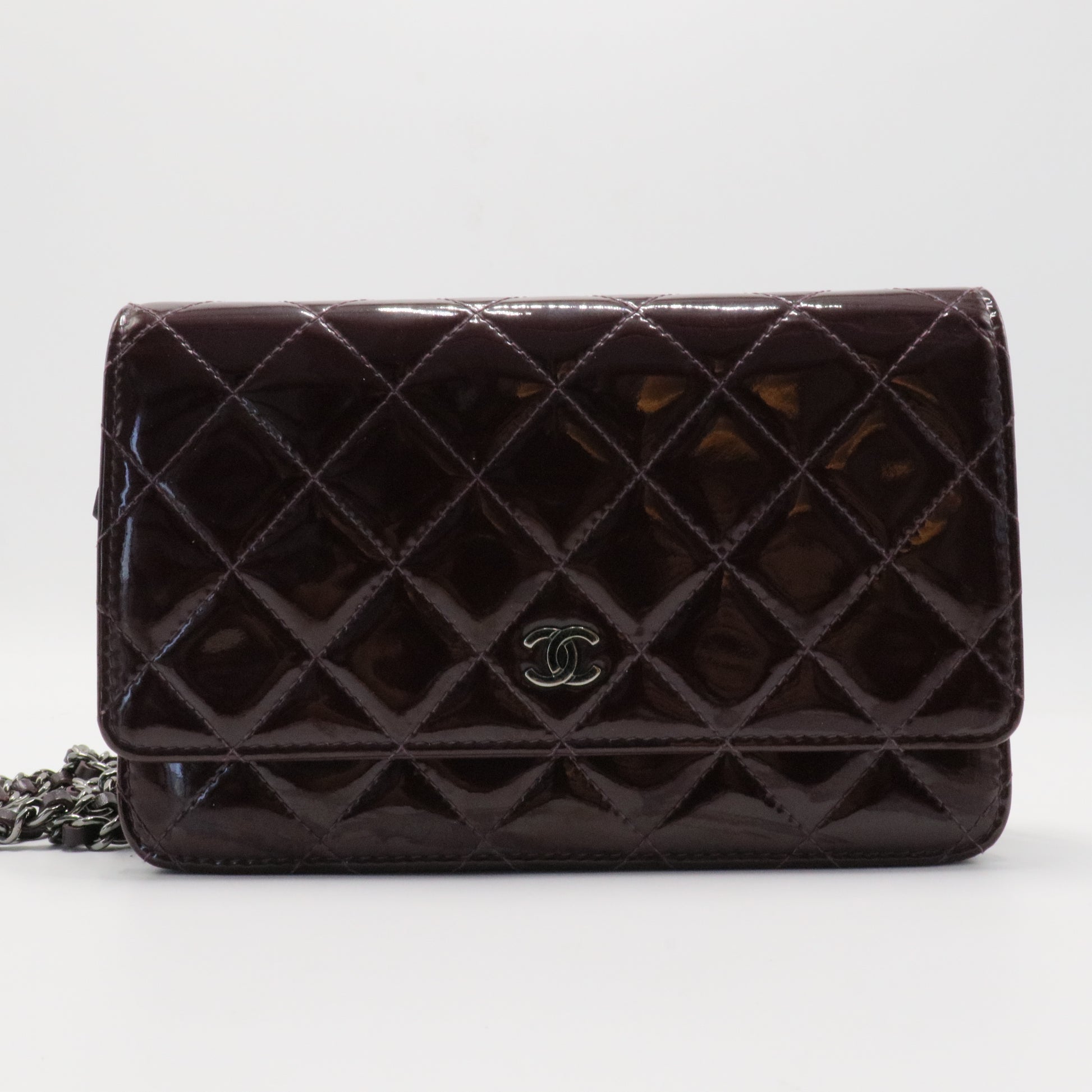 Wallet on Chain Quilted Patent