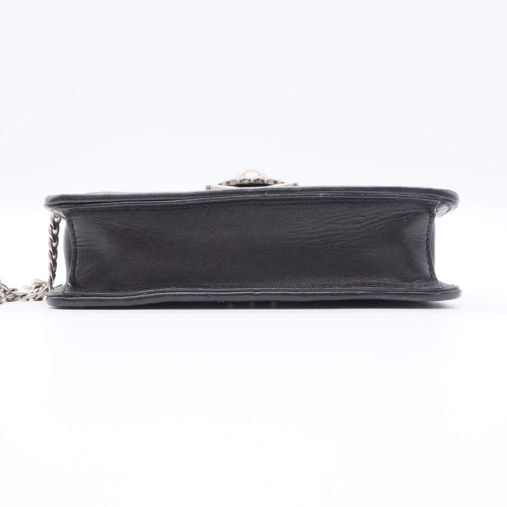 Confidential leather handbag twins