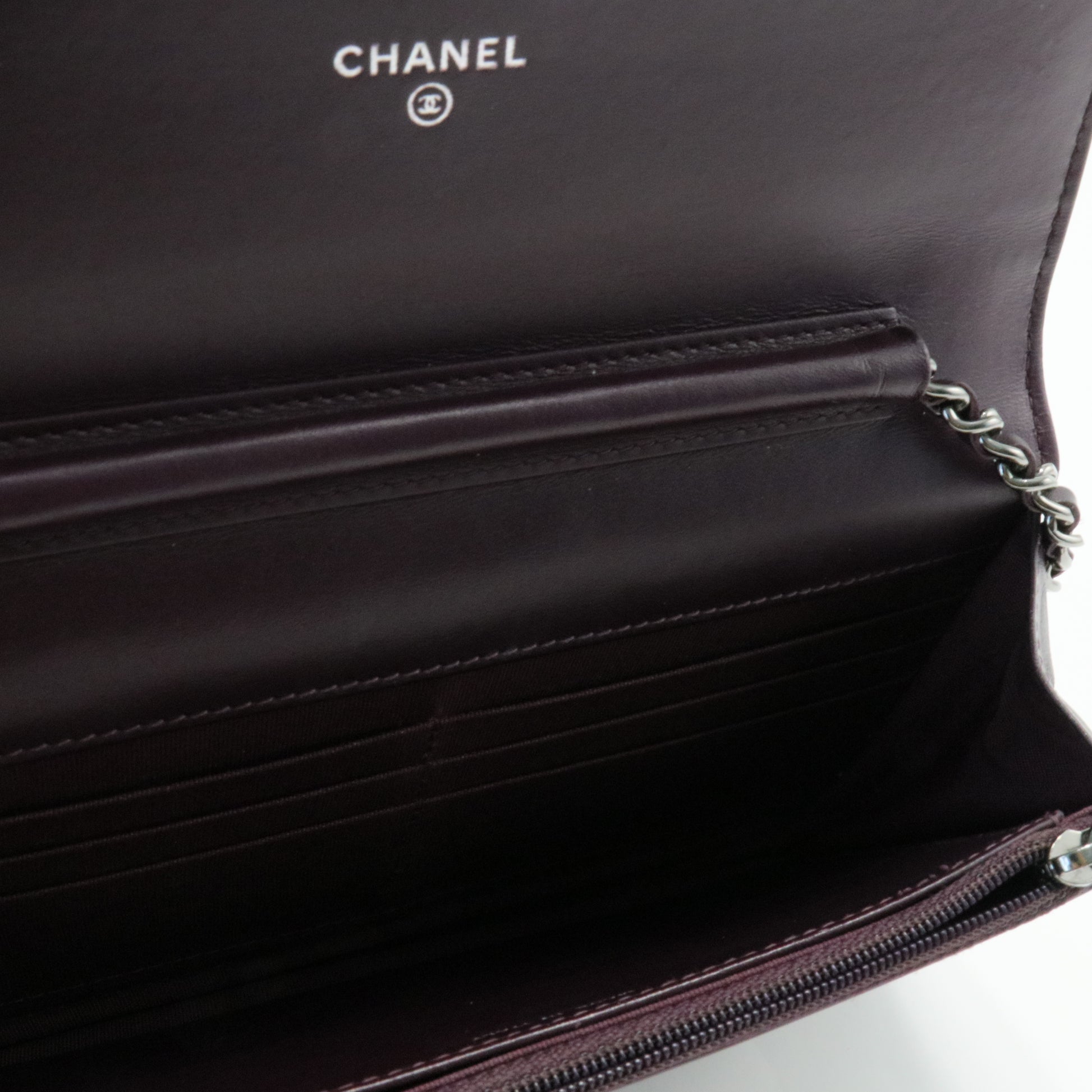 Wallet on Chain Quilted Patent