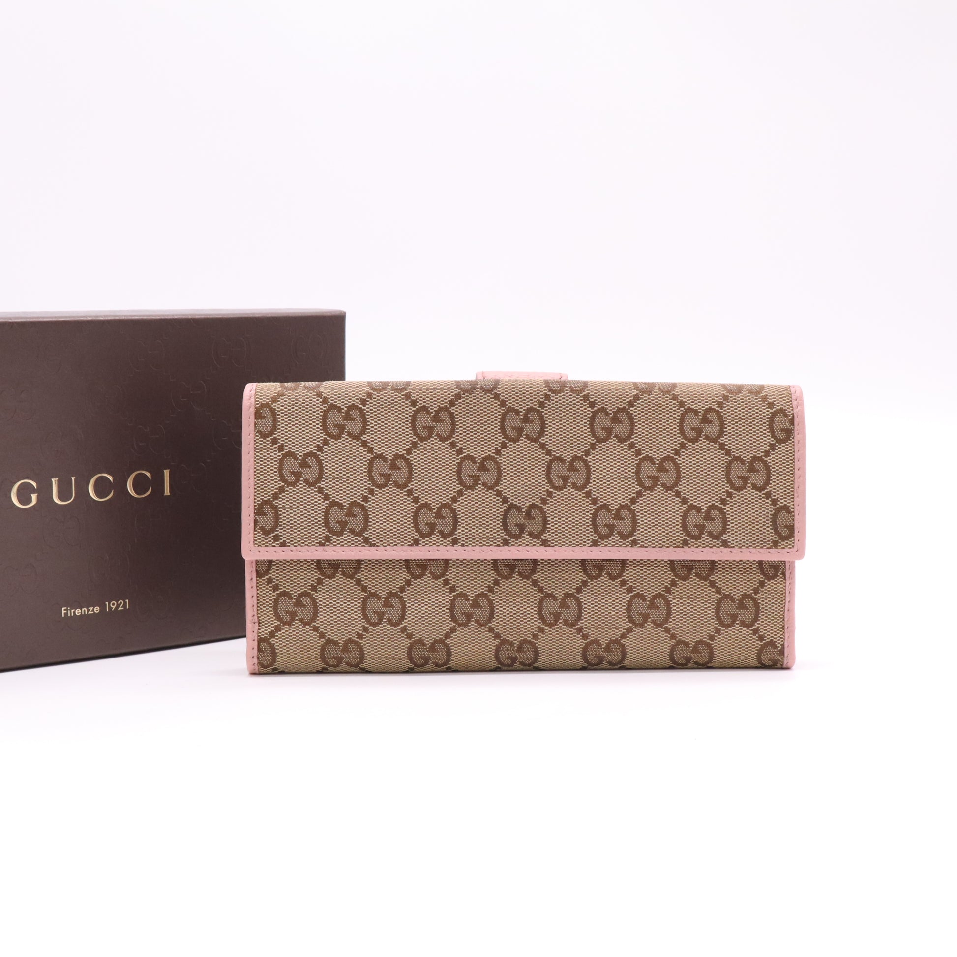 Gucci GG Canvas Continental Wallet W22070