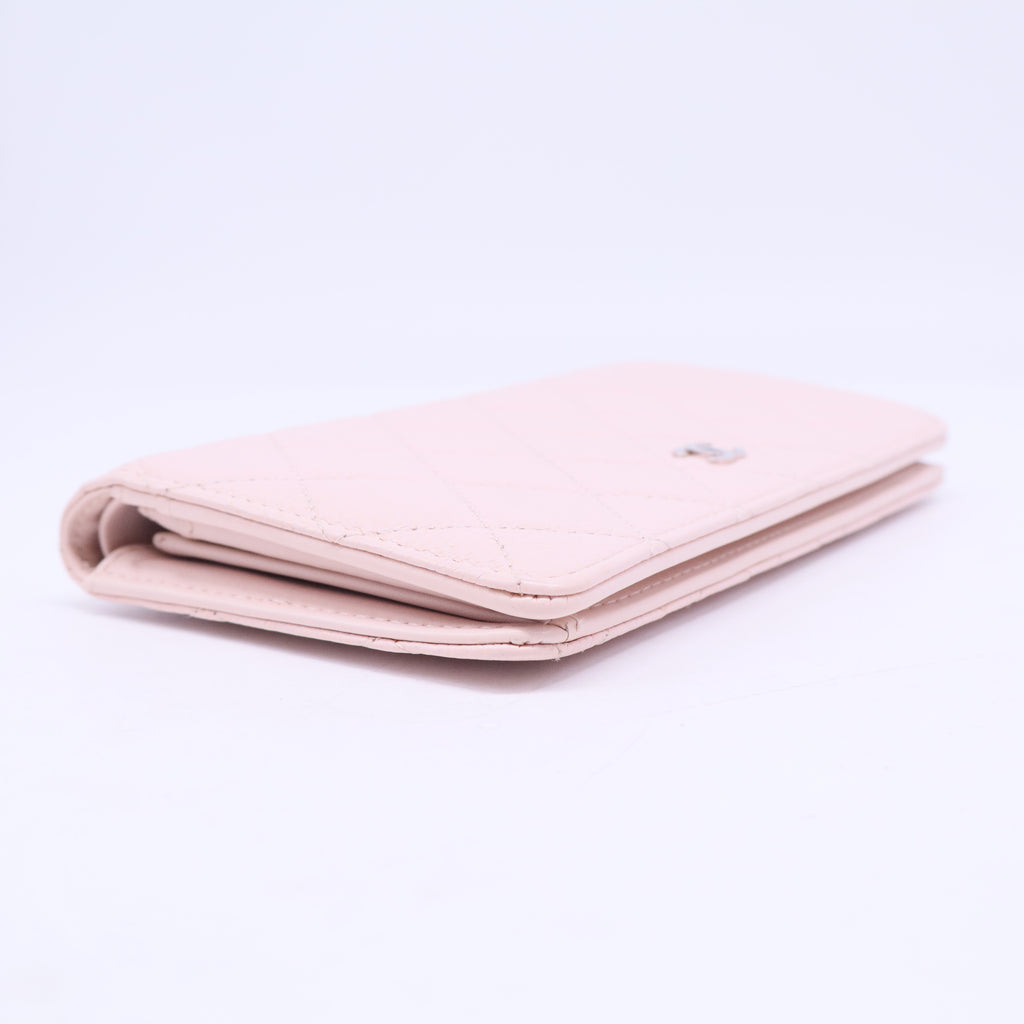 Classic Flap Long Wallet W20457