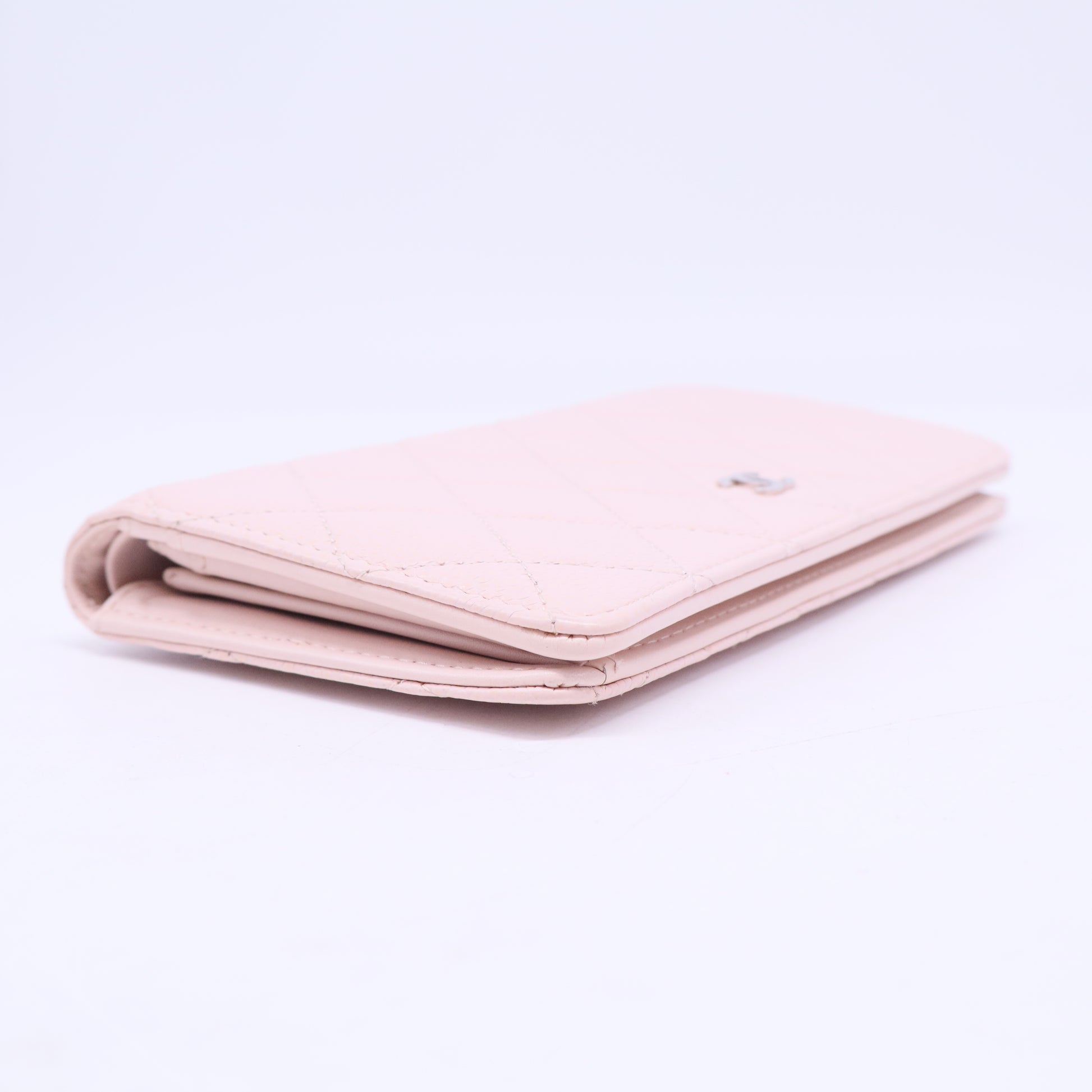 Classic Flap Long Wallet W20457