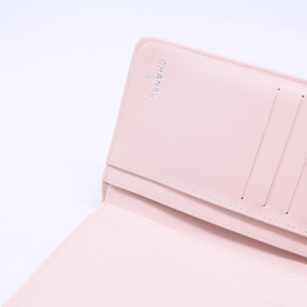 Classic Flap Long Wallet W20457
