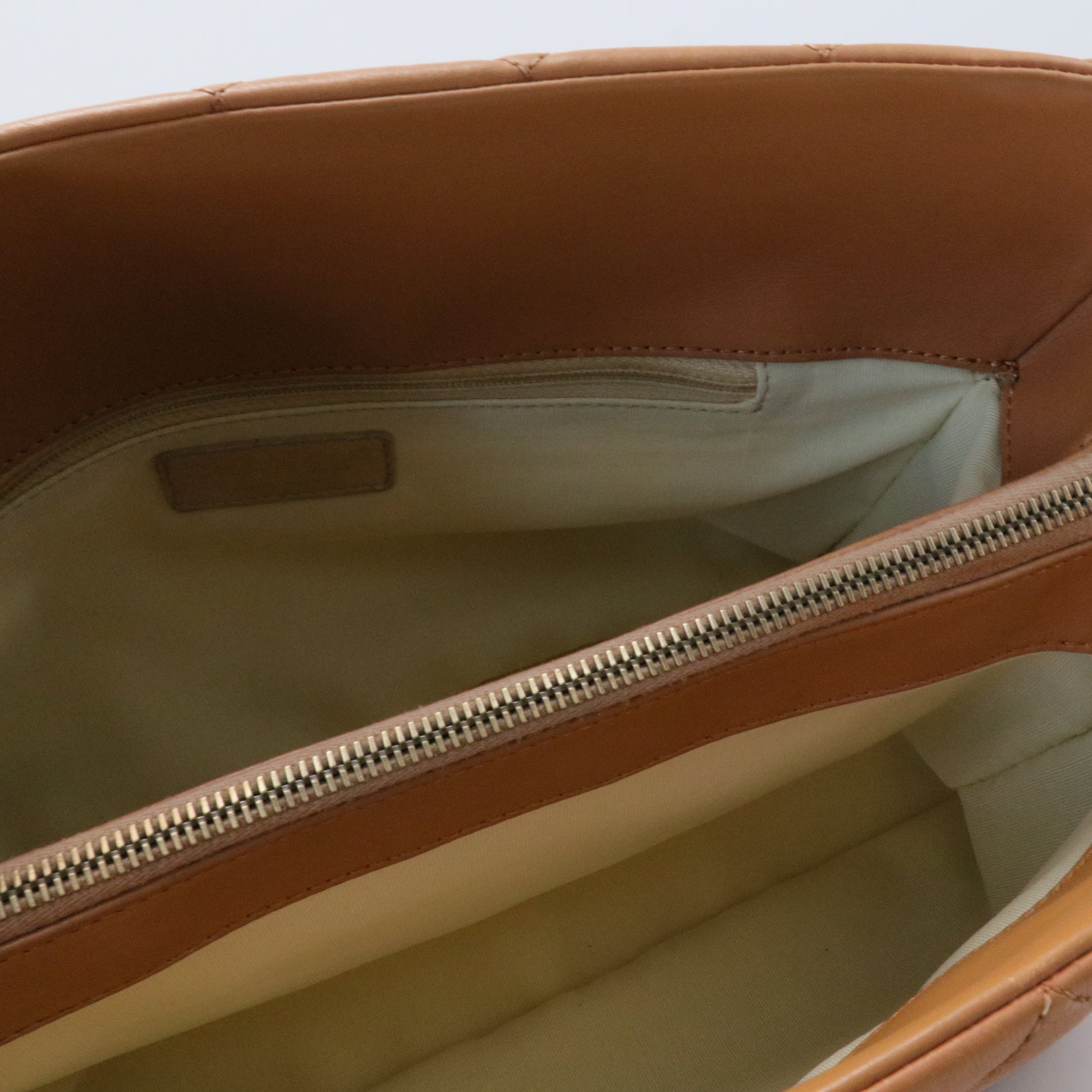 CC Crown Tote Quilted Leather Medium