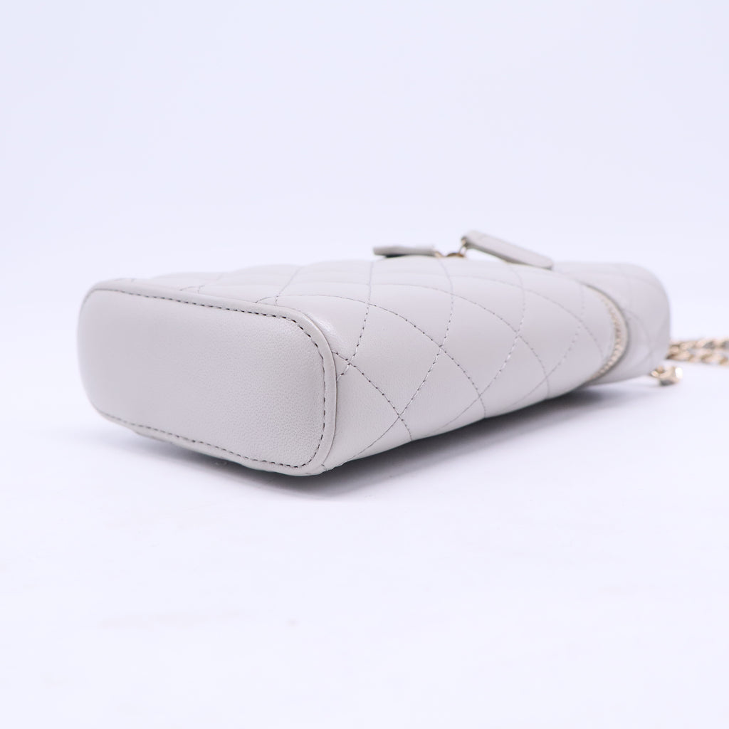Classic Vanity Phone Holder w/ Chain B20689