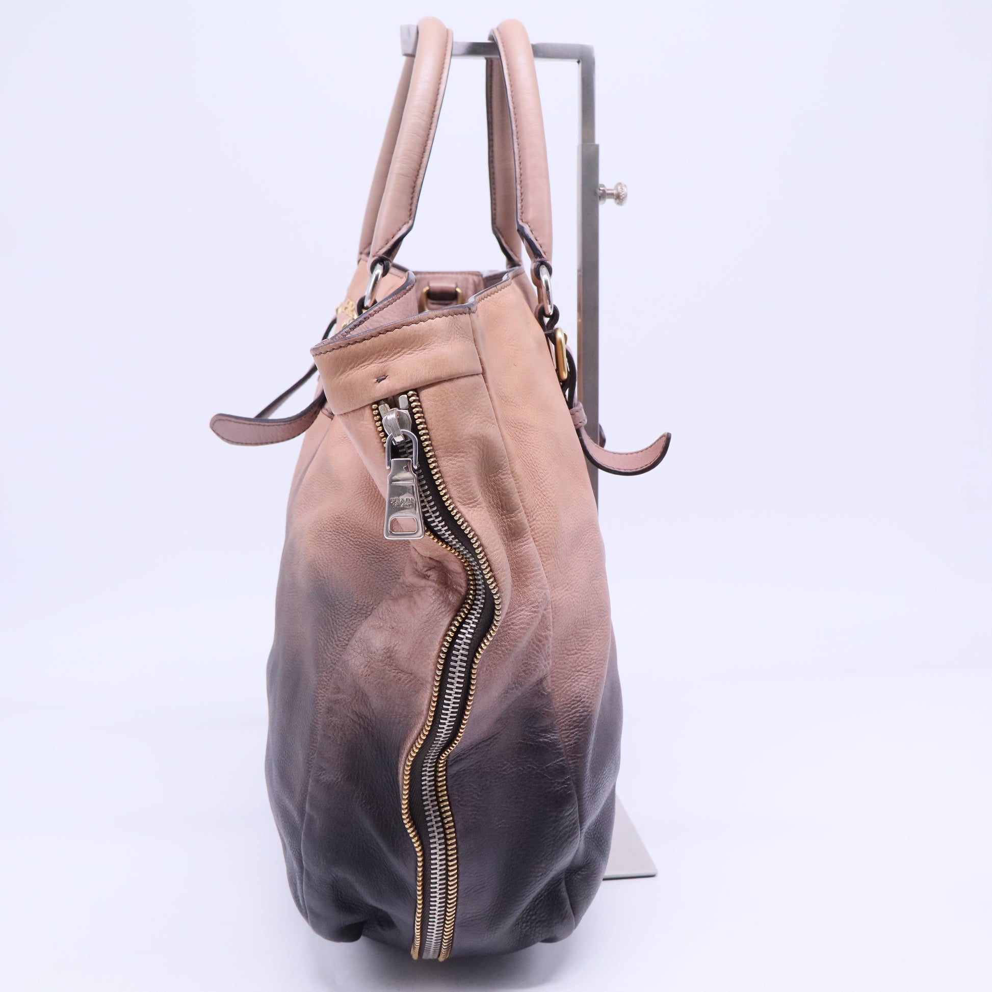 Vitello Ombre Tote B20368