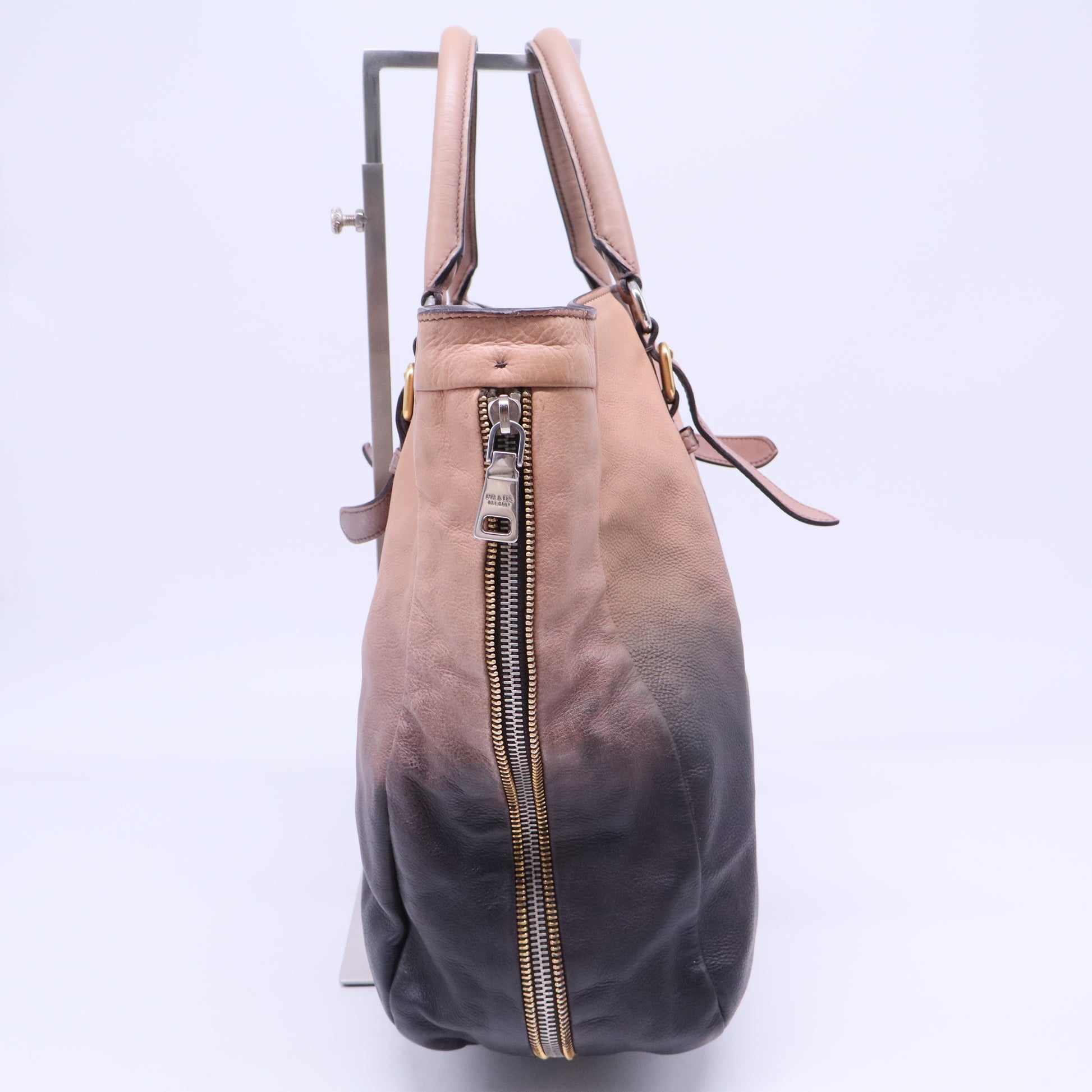 Vitello Ombre Tote B20368
